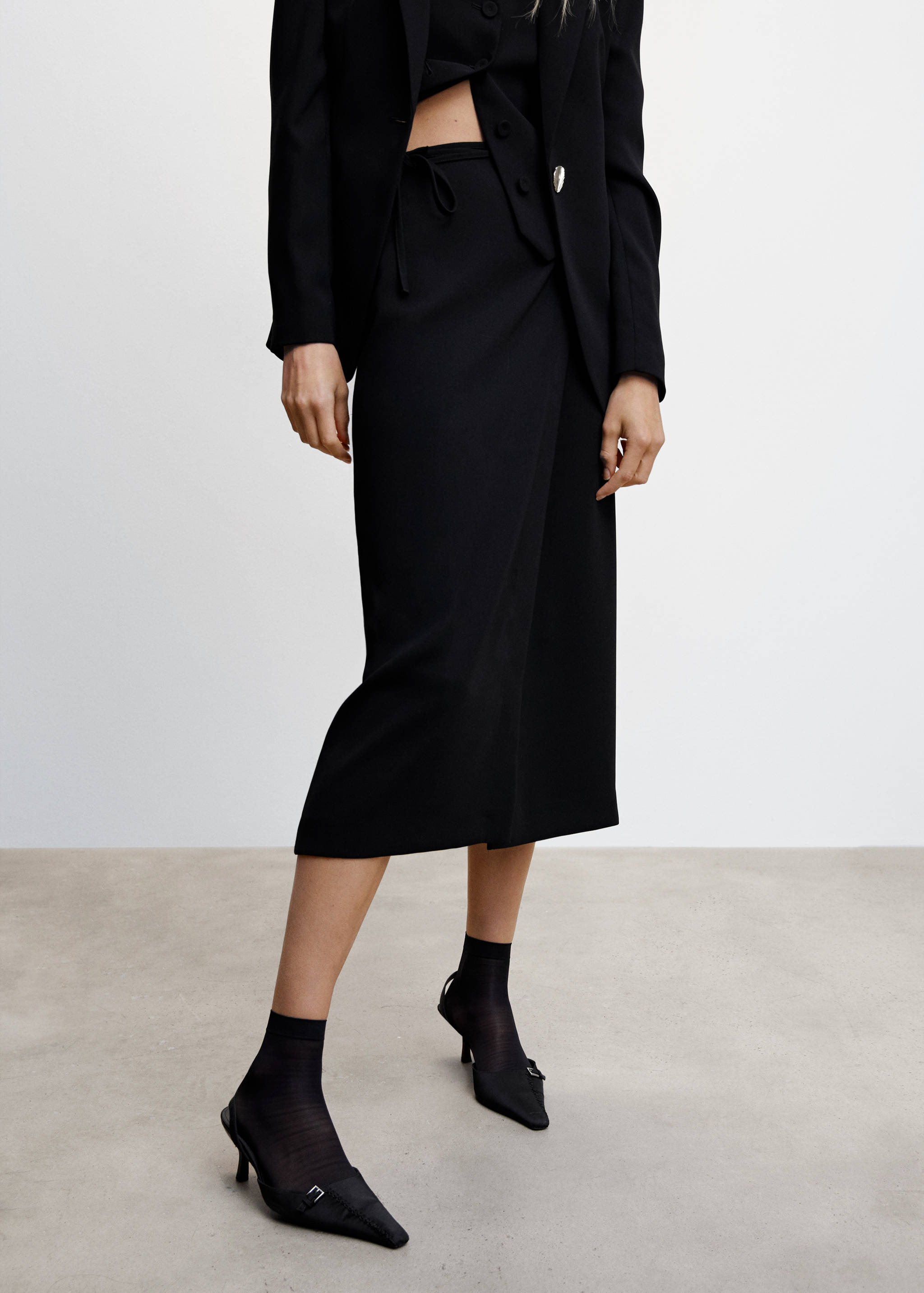 Midi-Rock mit Schleife - Mittlere Ansicht