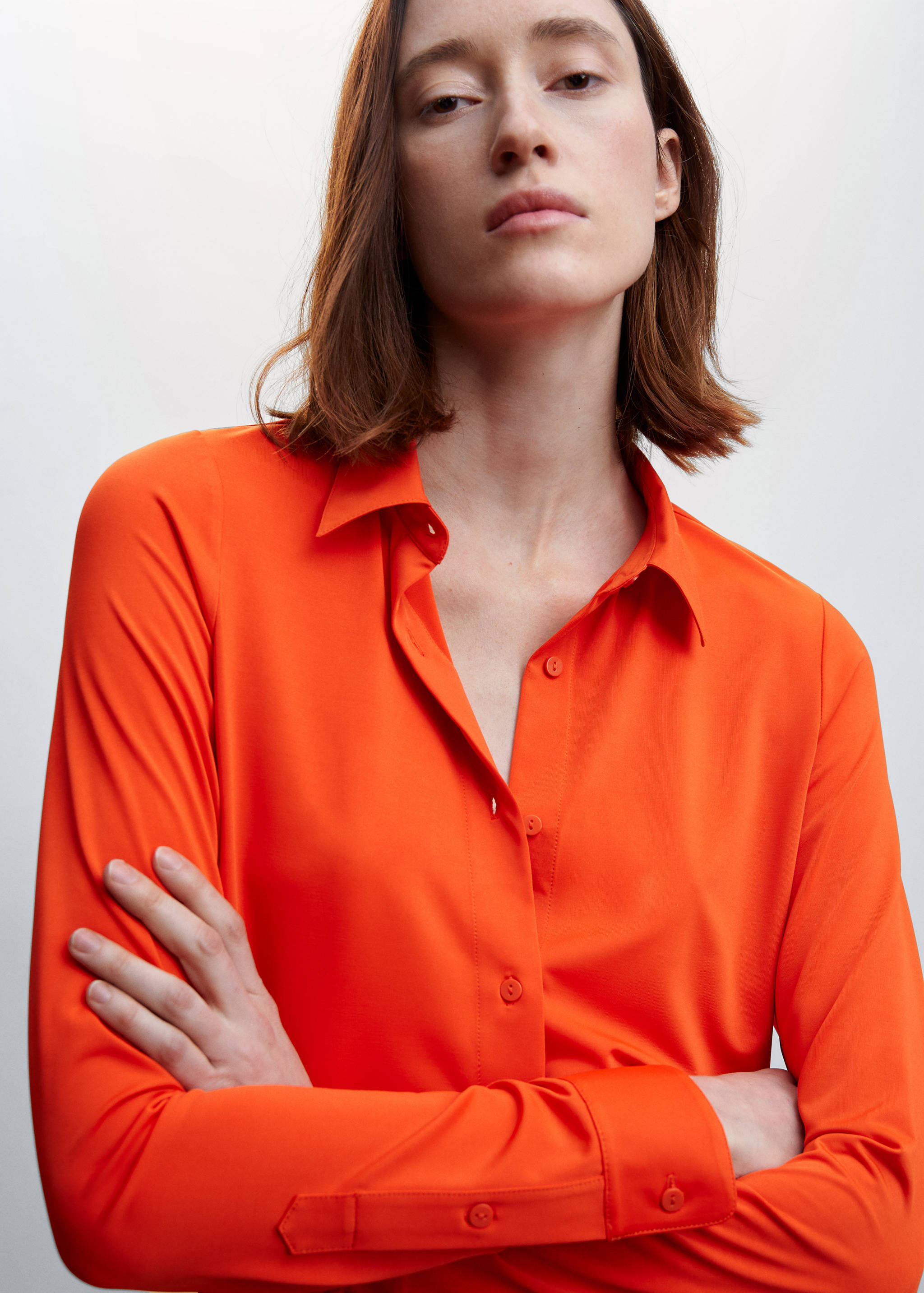 Buttoned flowy shirt - Details of the article 1