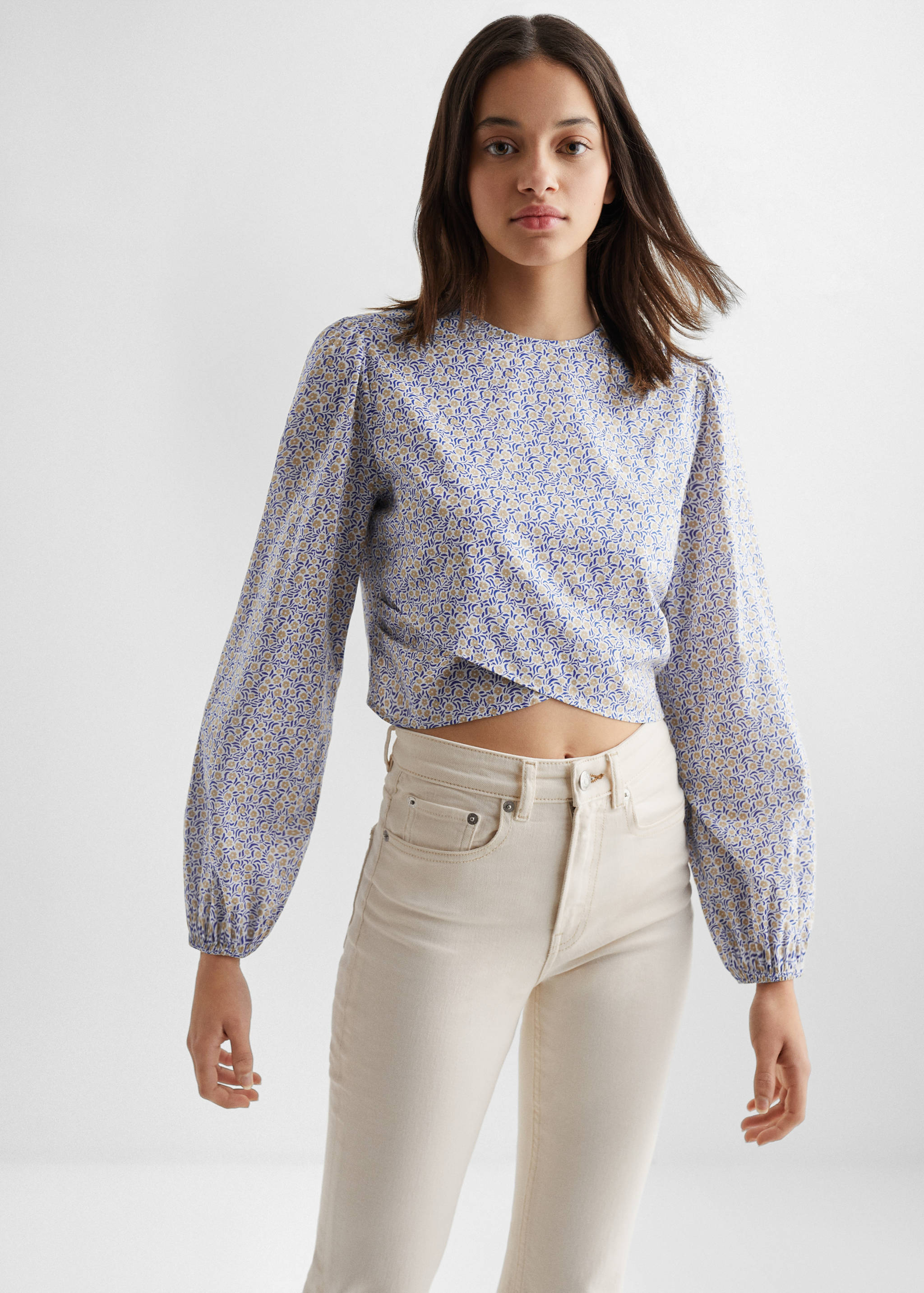 Mönstrad blus - Bild av mittparti