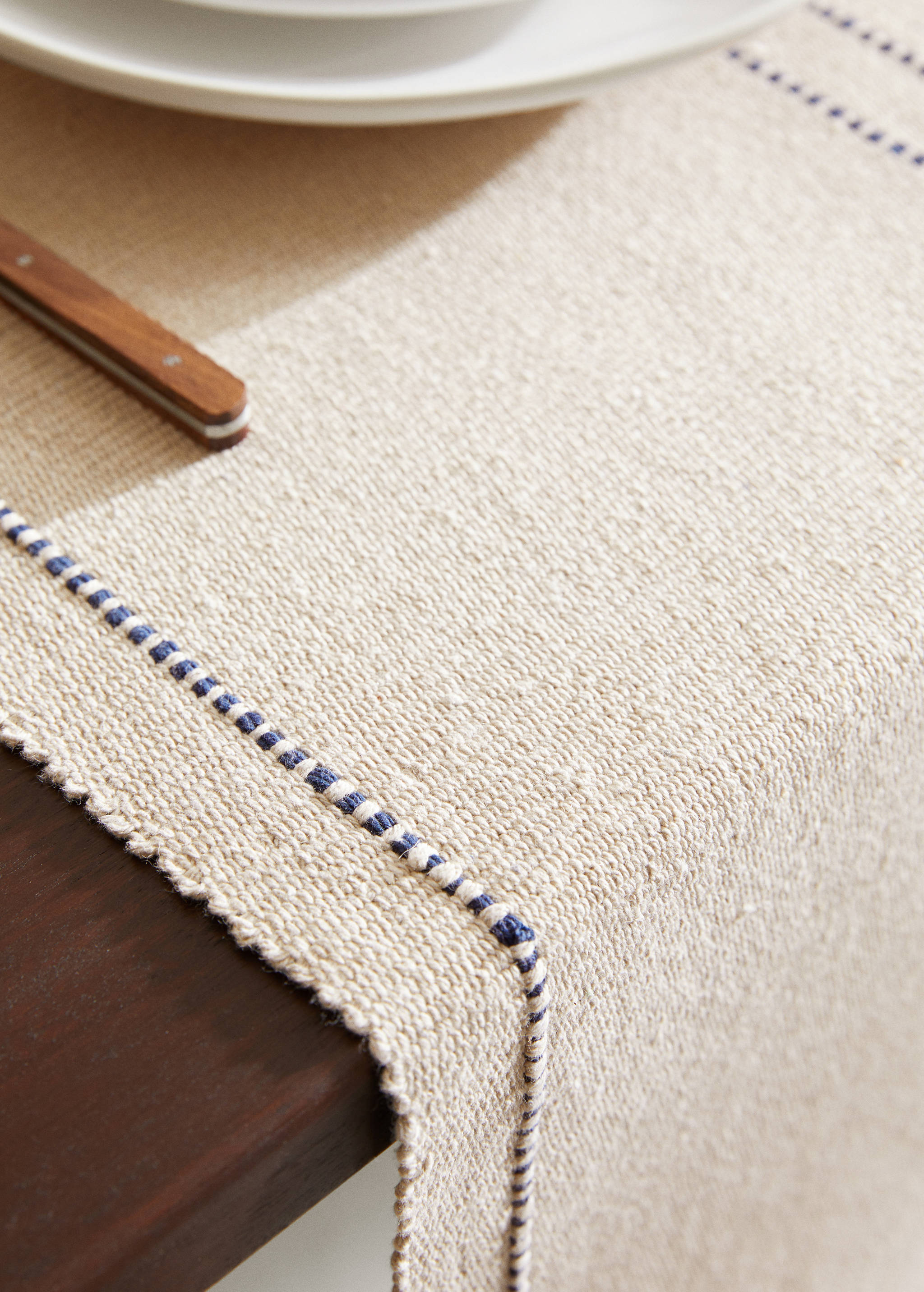 Hímzett asztali futó - A termék adatai 7