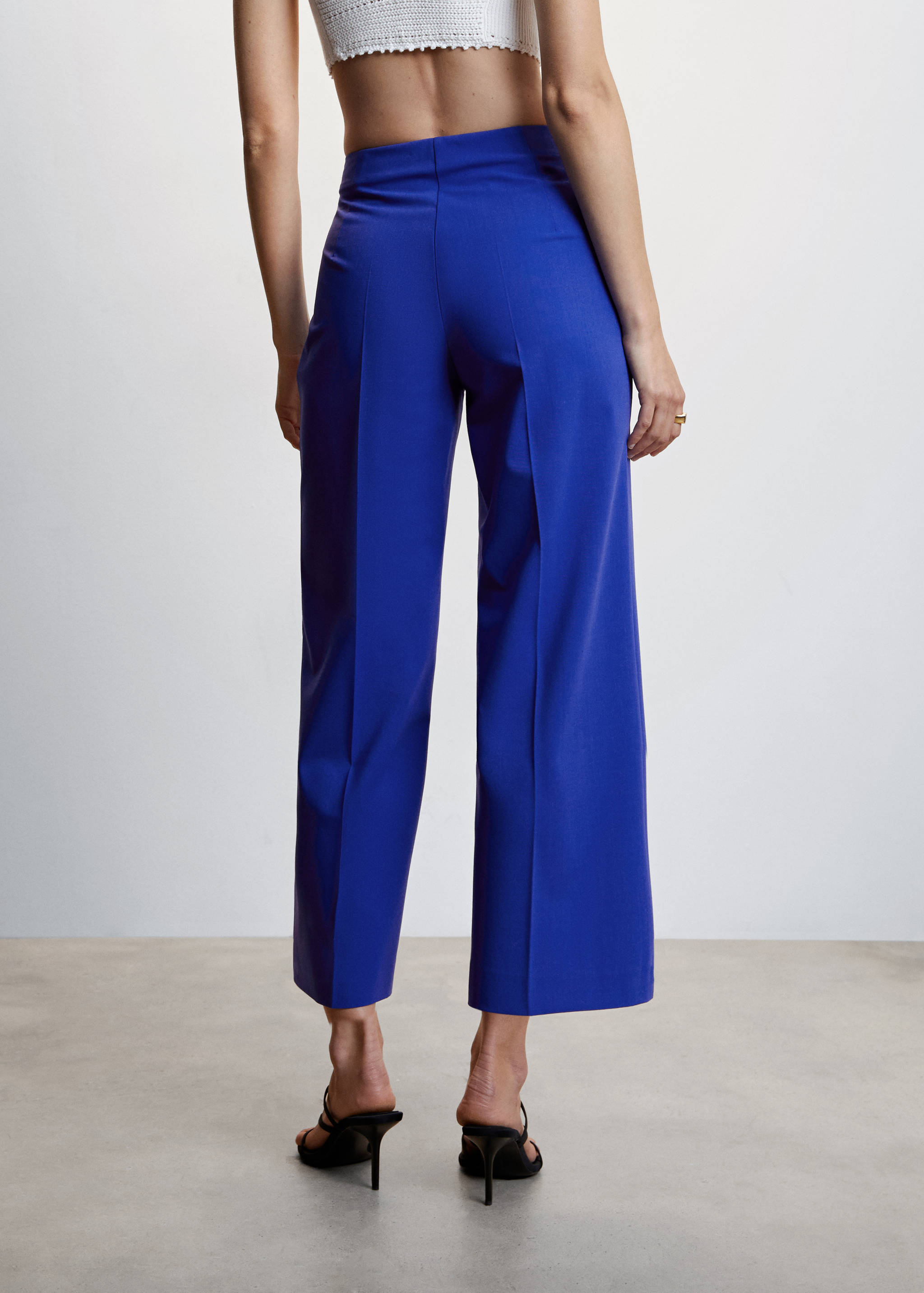 Straight culotte pants - Reverse of the article