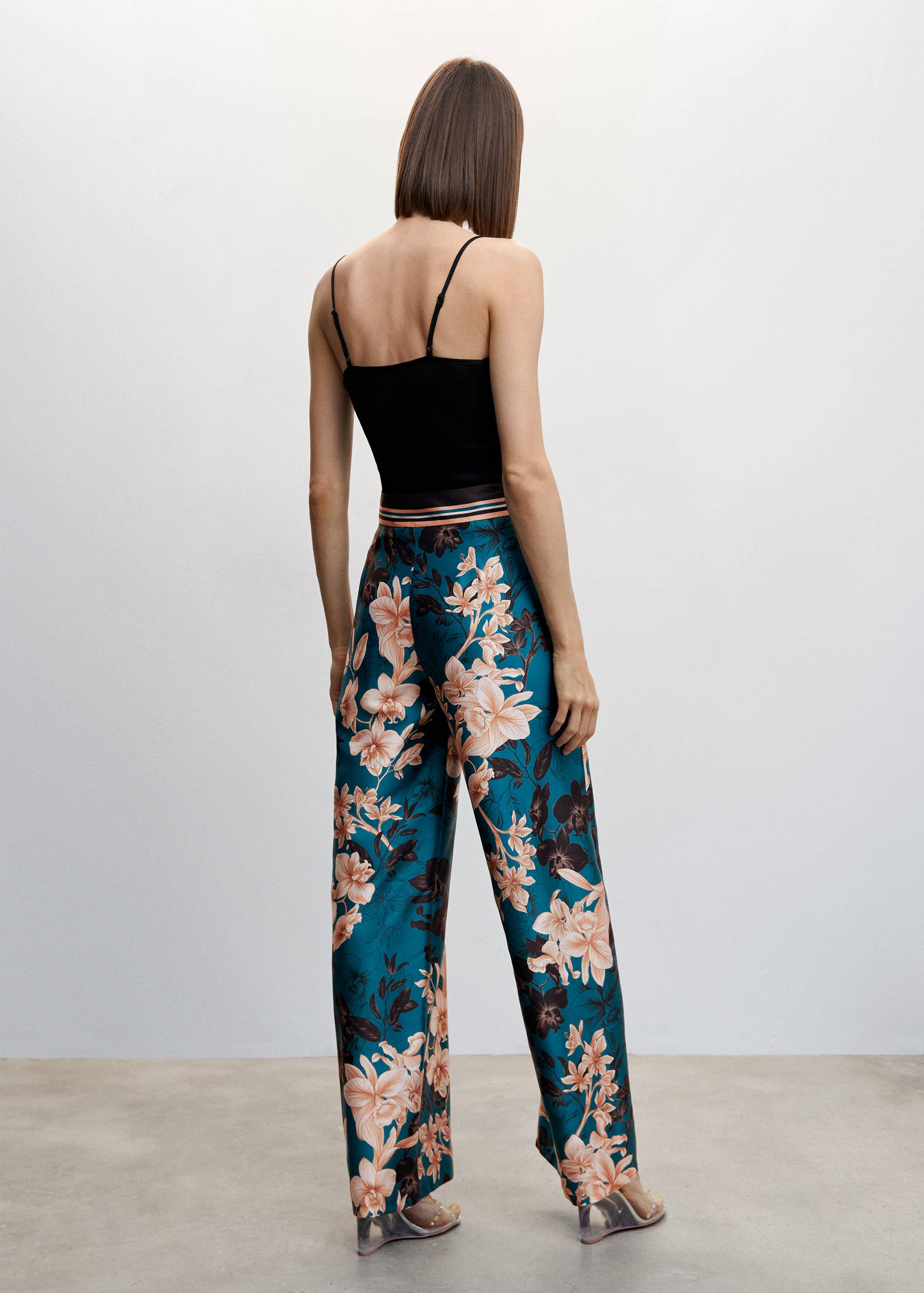 Floral palazzo trousers - Reverse of the article