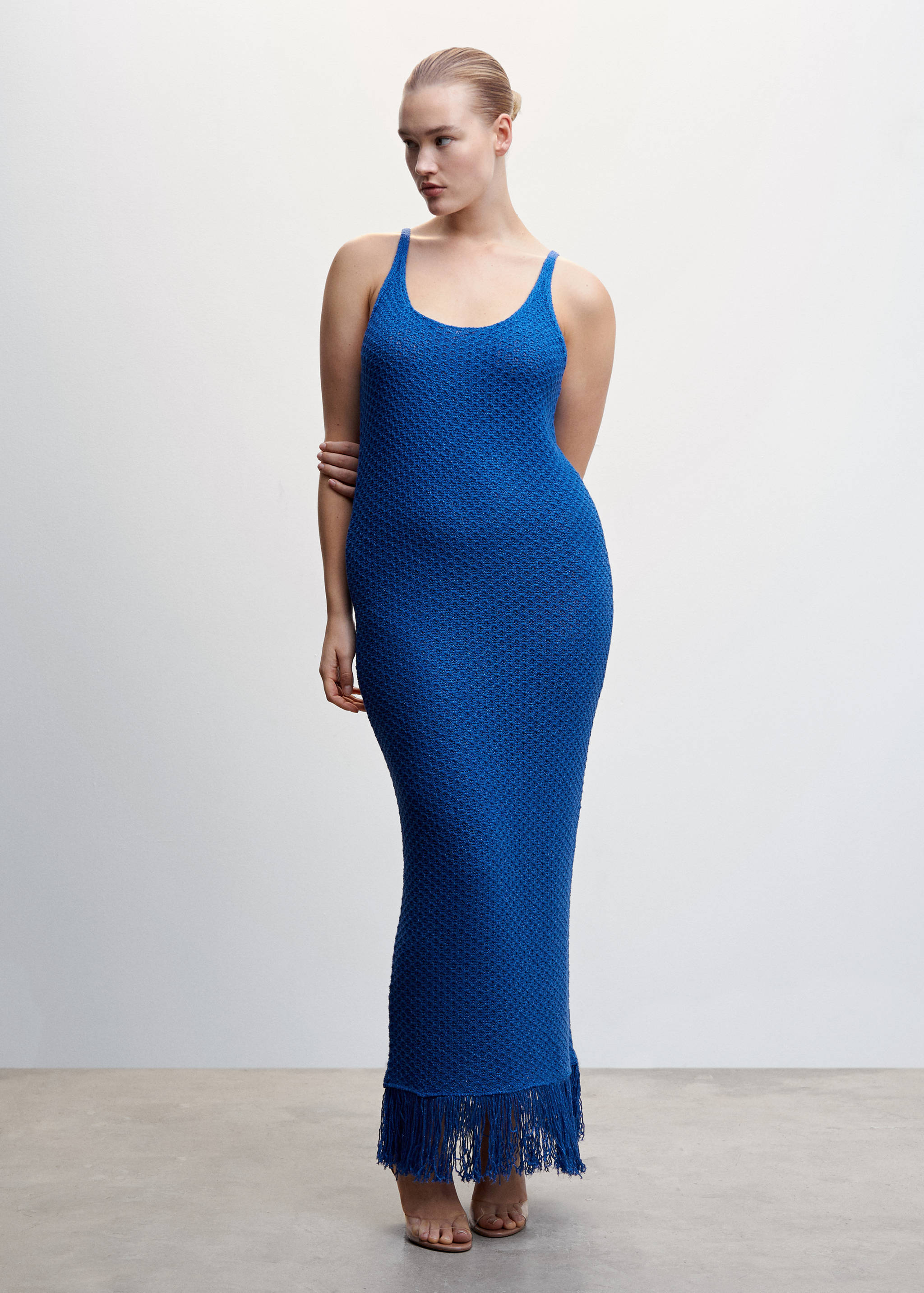 Vestit punt detall serrells - Detall de l'article 3