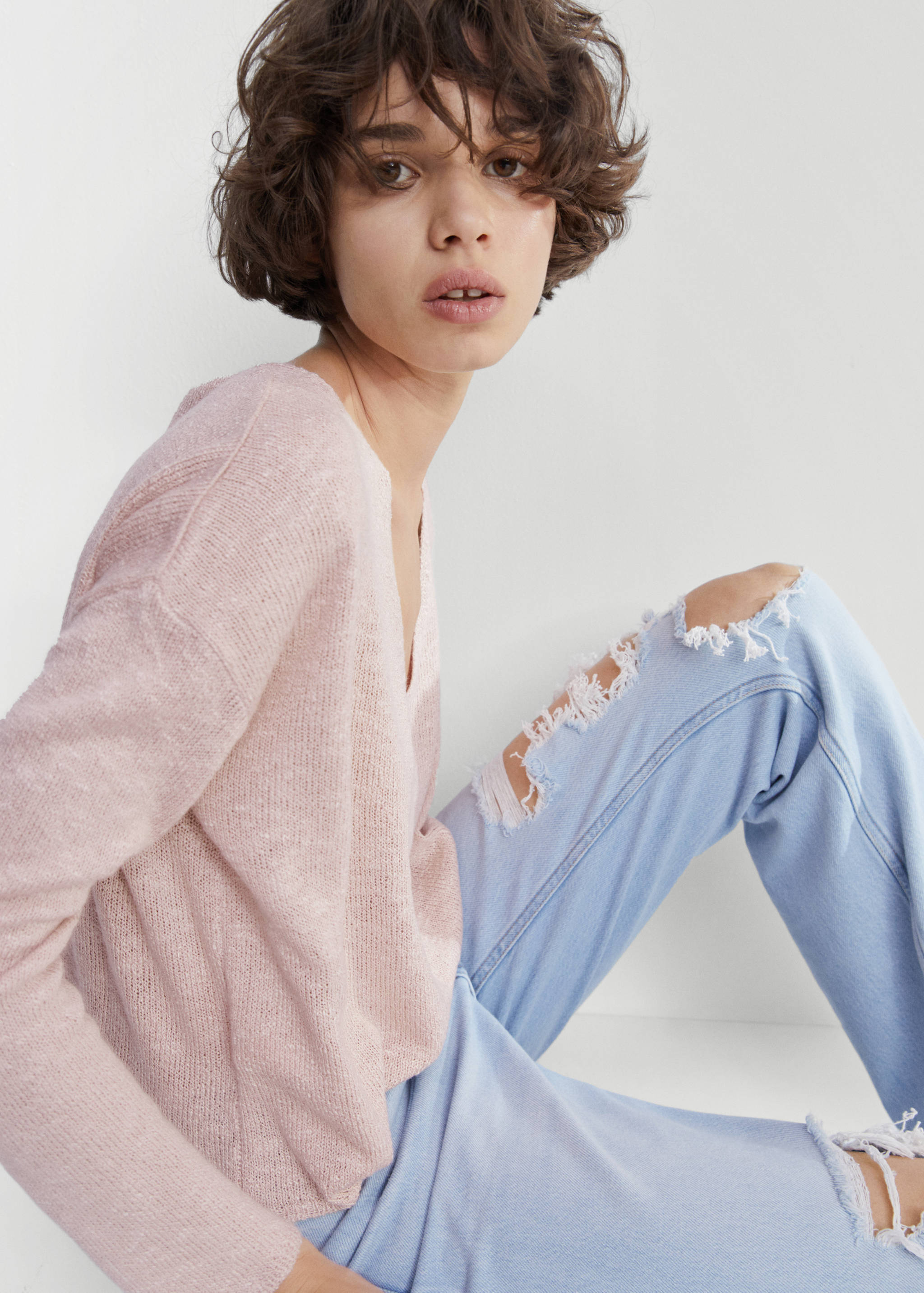 Pullover mit tiefem Ausschnitt - Detail des Artikels 2