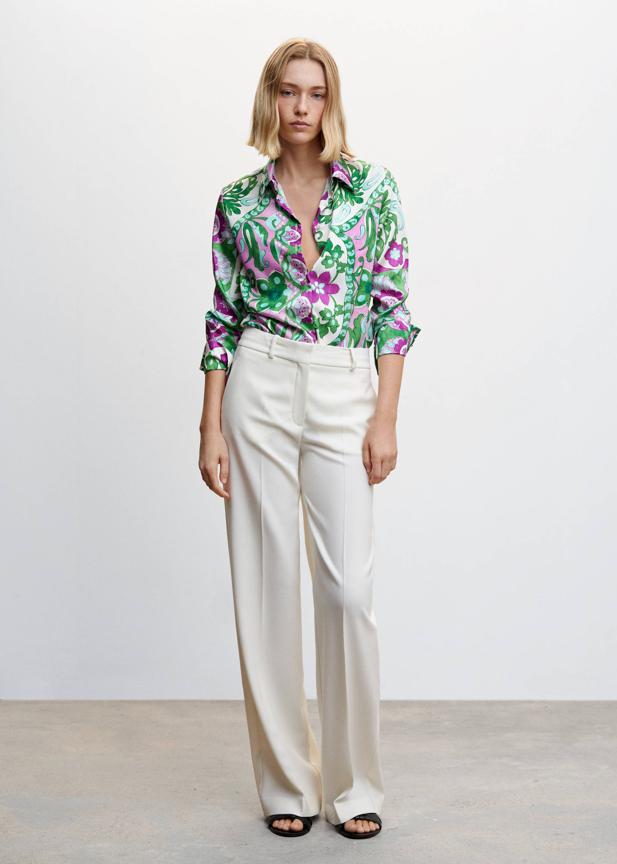 Bedrucktes Hemd in Satin-Optik - Allgemeine Ansicht