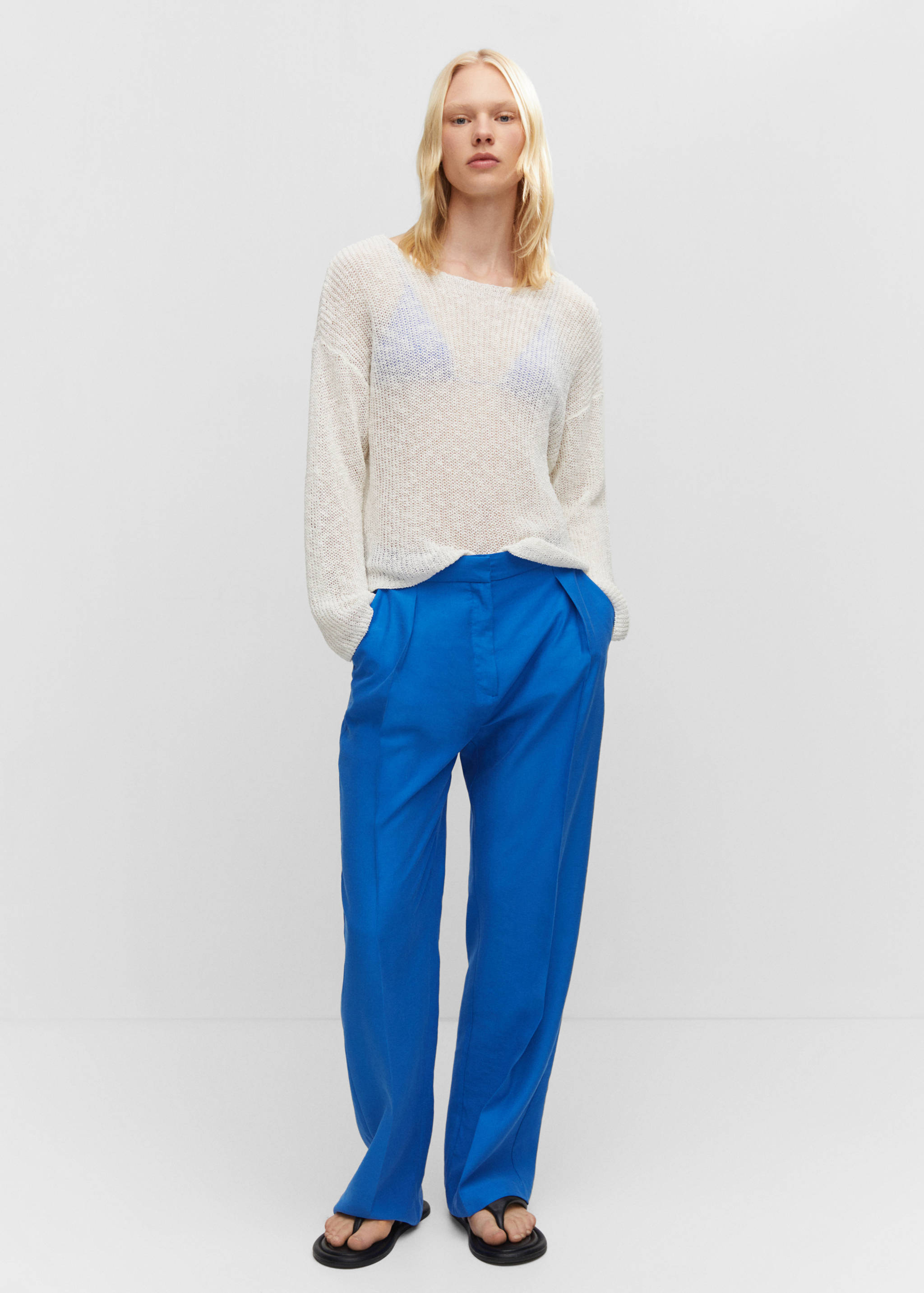 Straight-fit pleated trousers - General plane