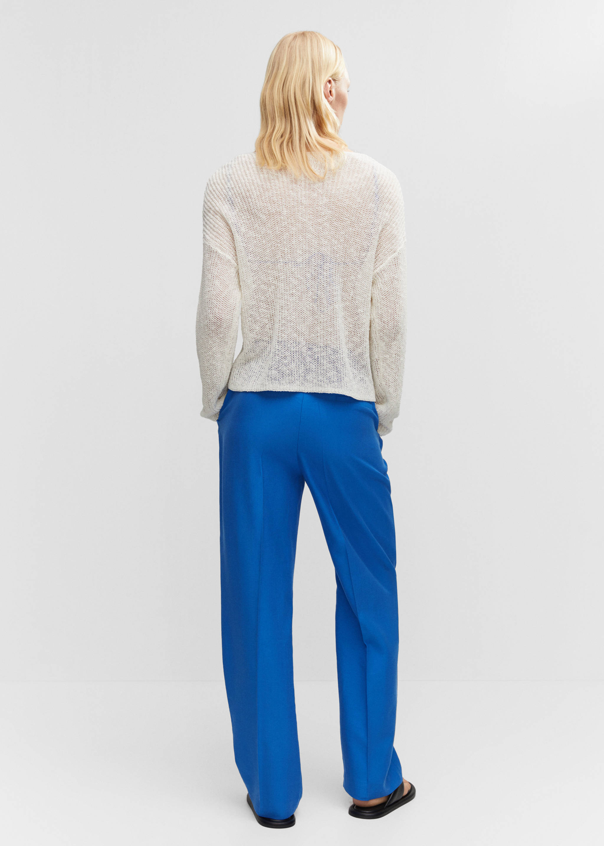 Straight-fit pleated trousers - Reverse of the article