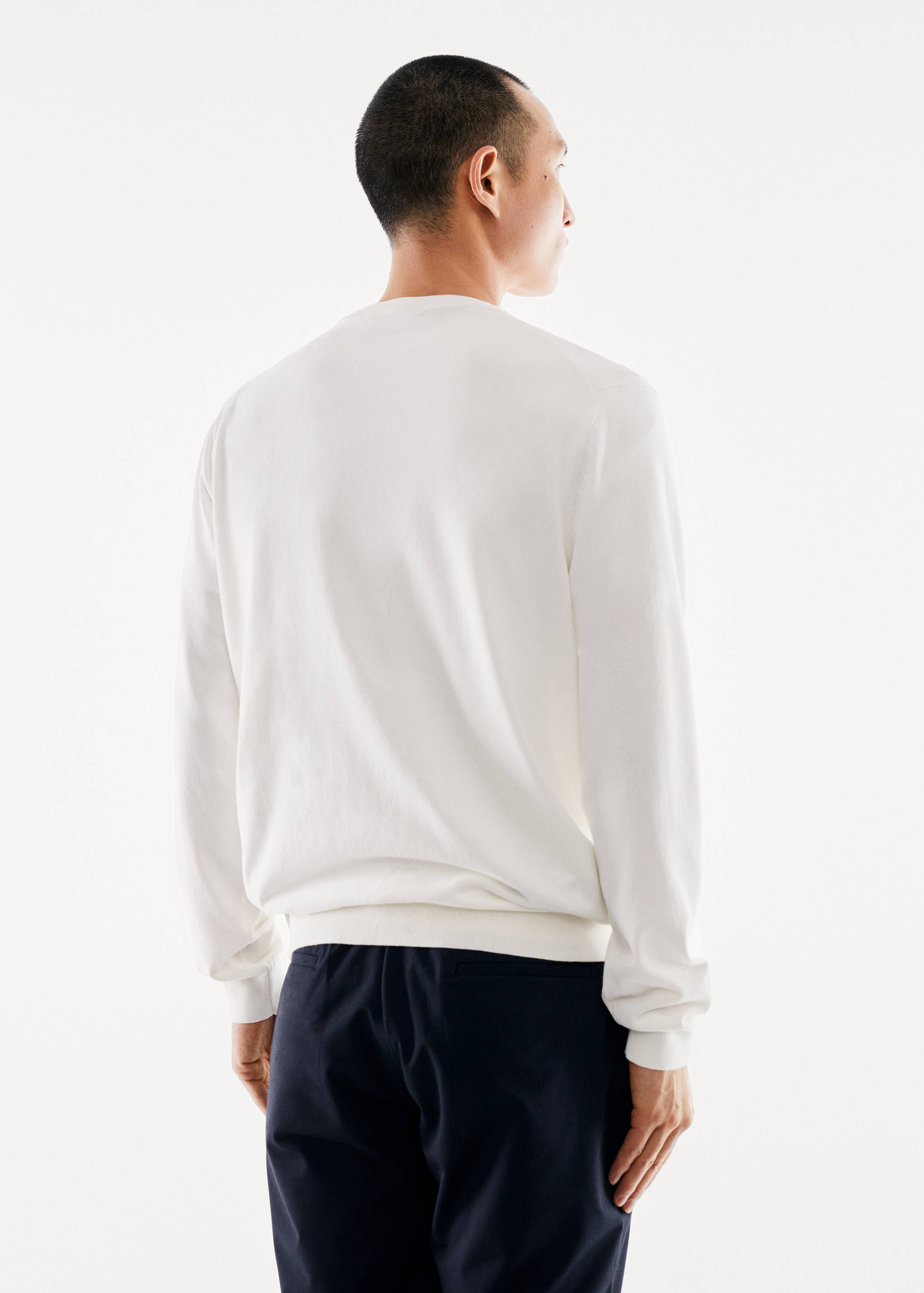 Slabý bavlněný svetr - Zadní strana zboží