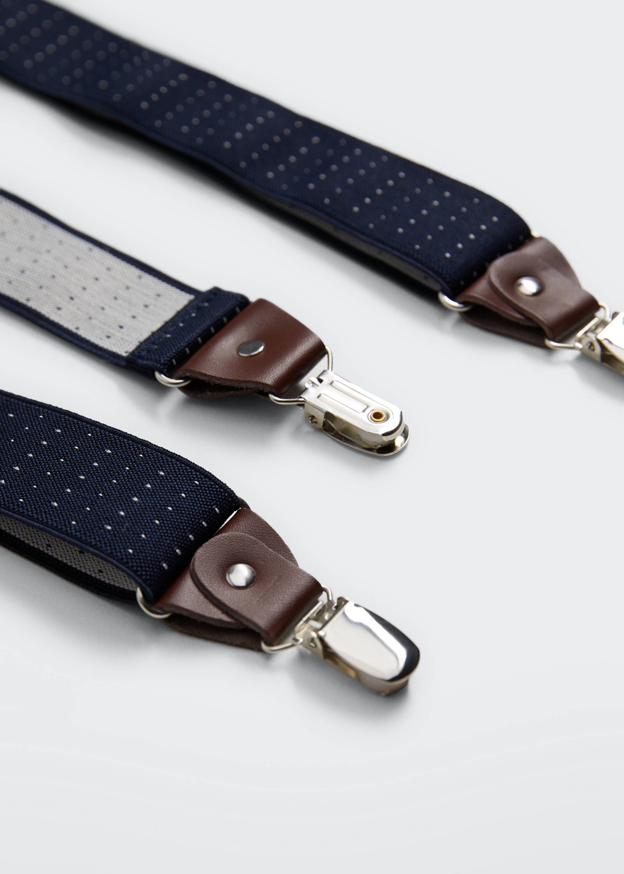 Adjustable elastic straps with leather details - Details of the article 2