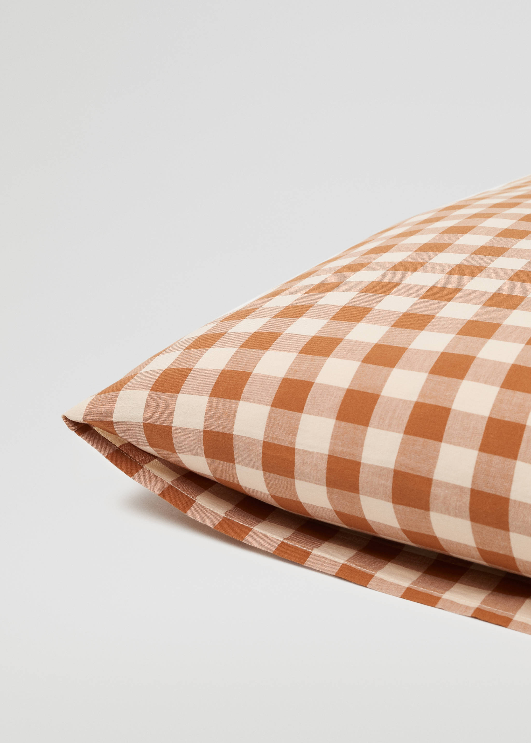 Pillow case brigitte-i - Details of the article 3