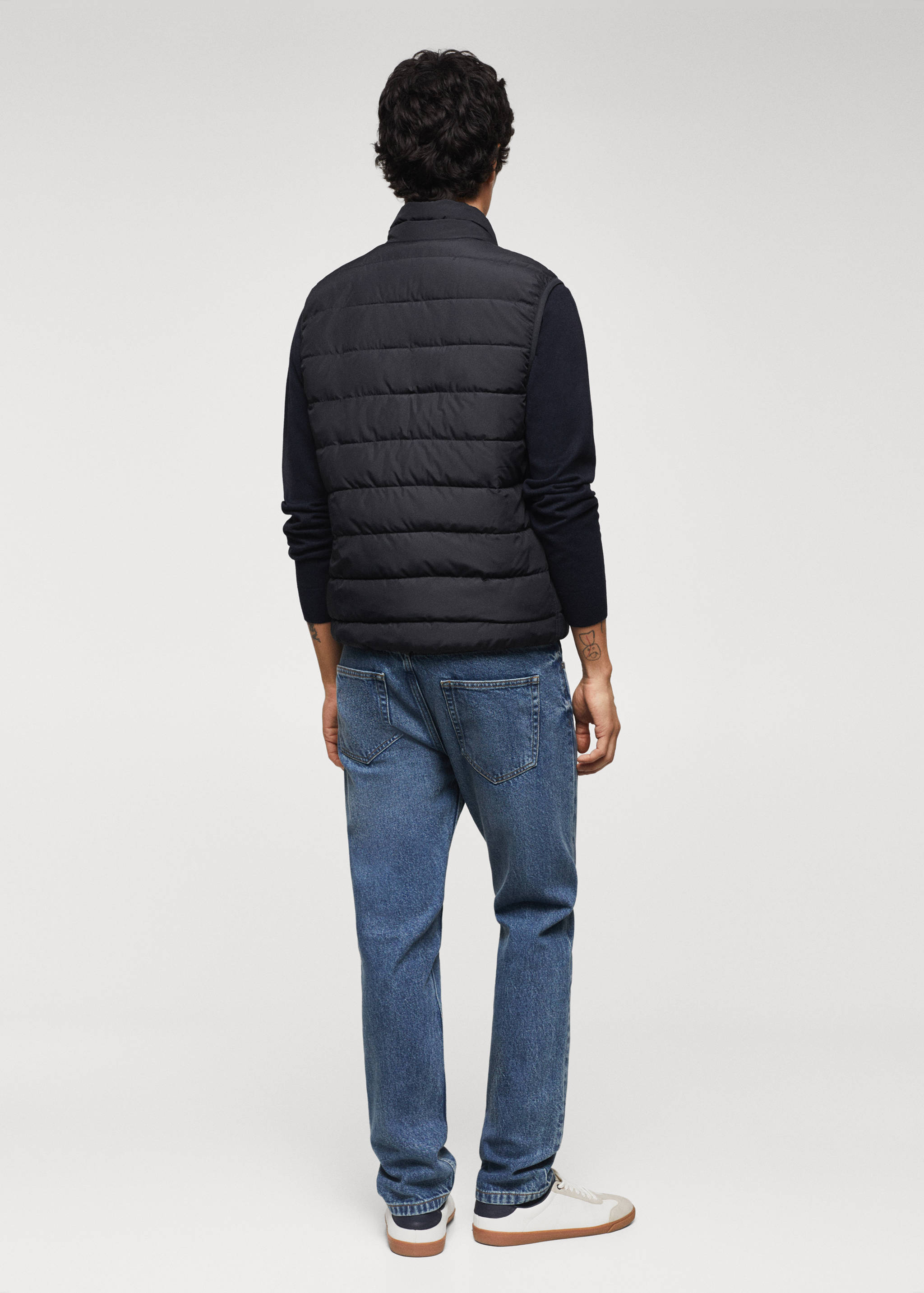 Lightweight nylon quilted gilet - Reverse of the article