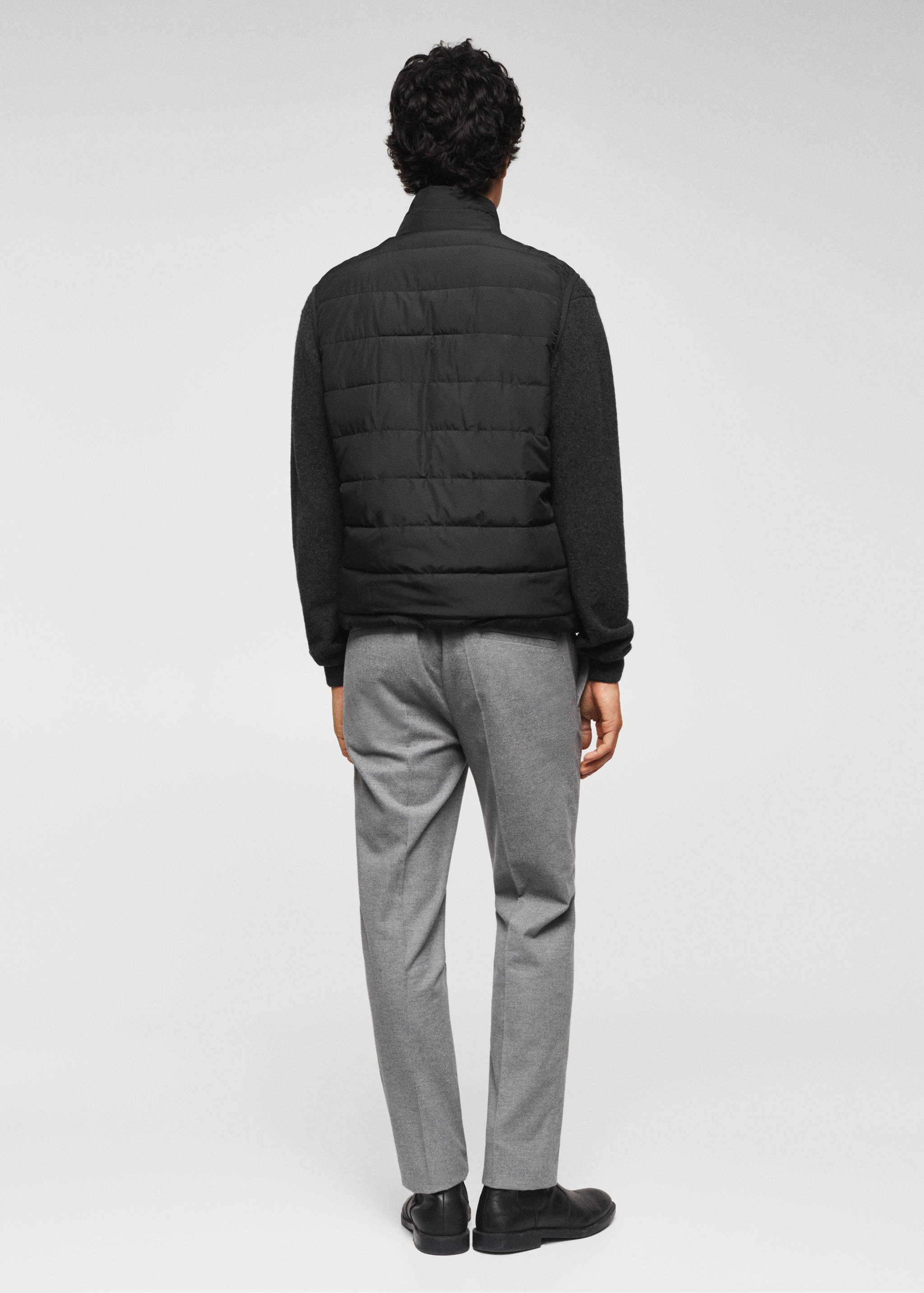 Lightweight nylon quilted gilet - Reverse of the article