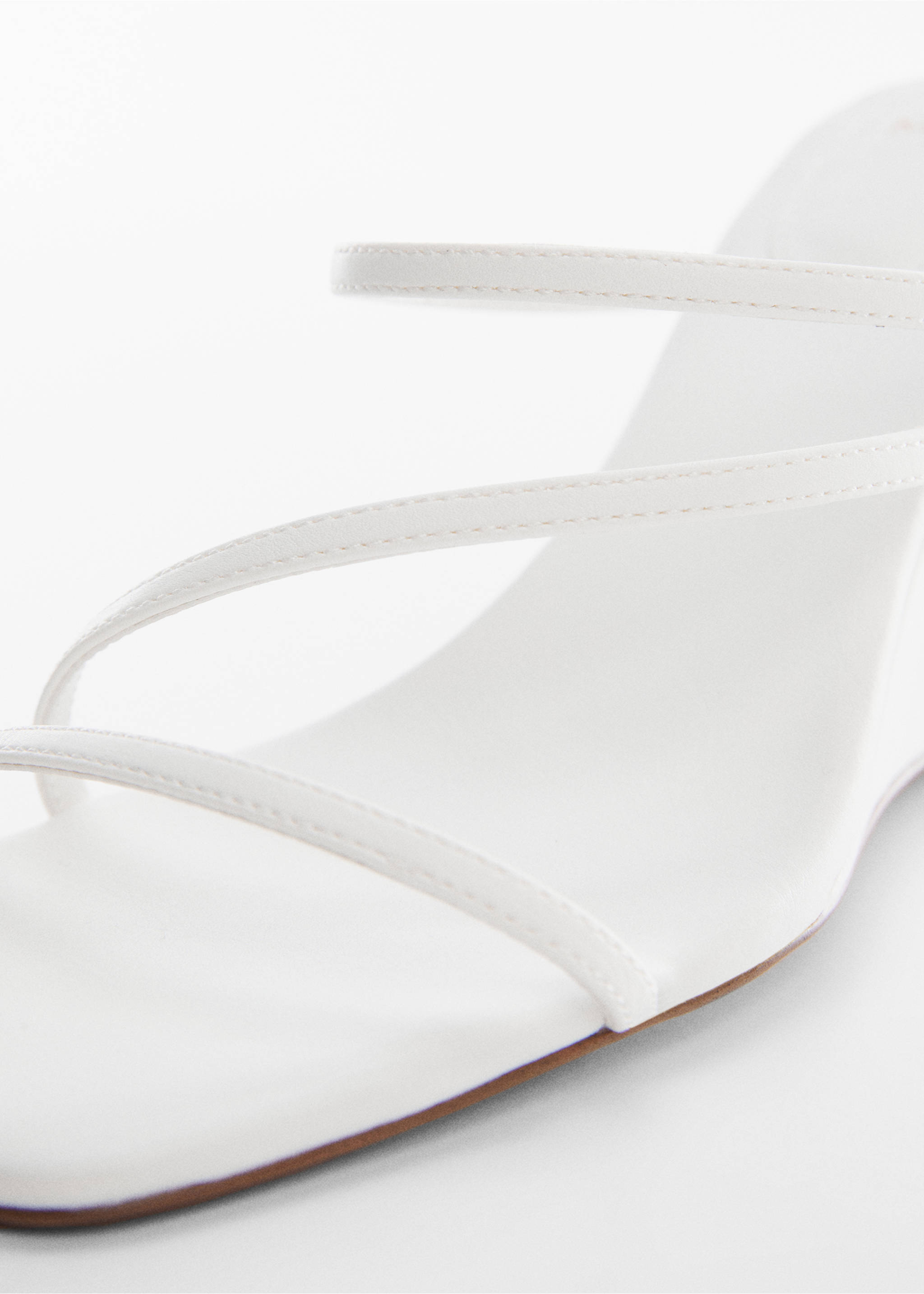 Wedge strips sandals - Details of the article 2, White. Ref: 57000033-00.