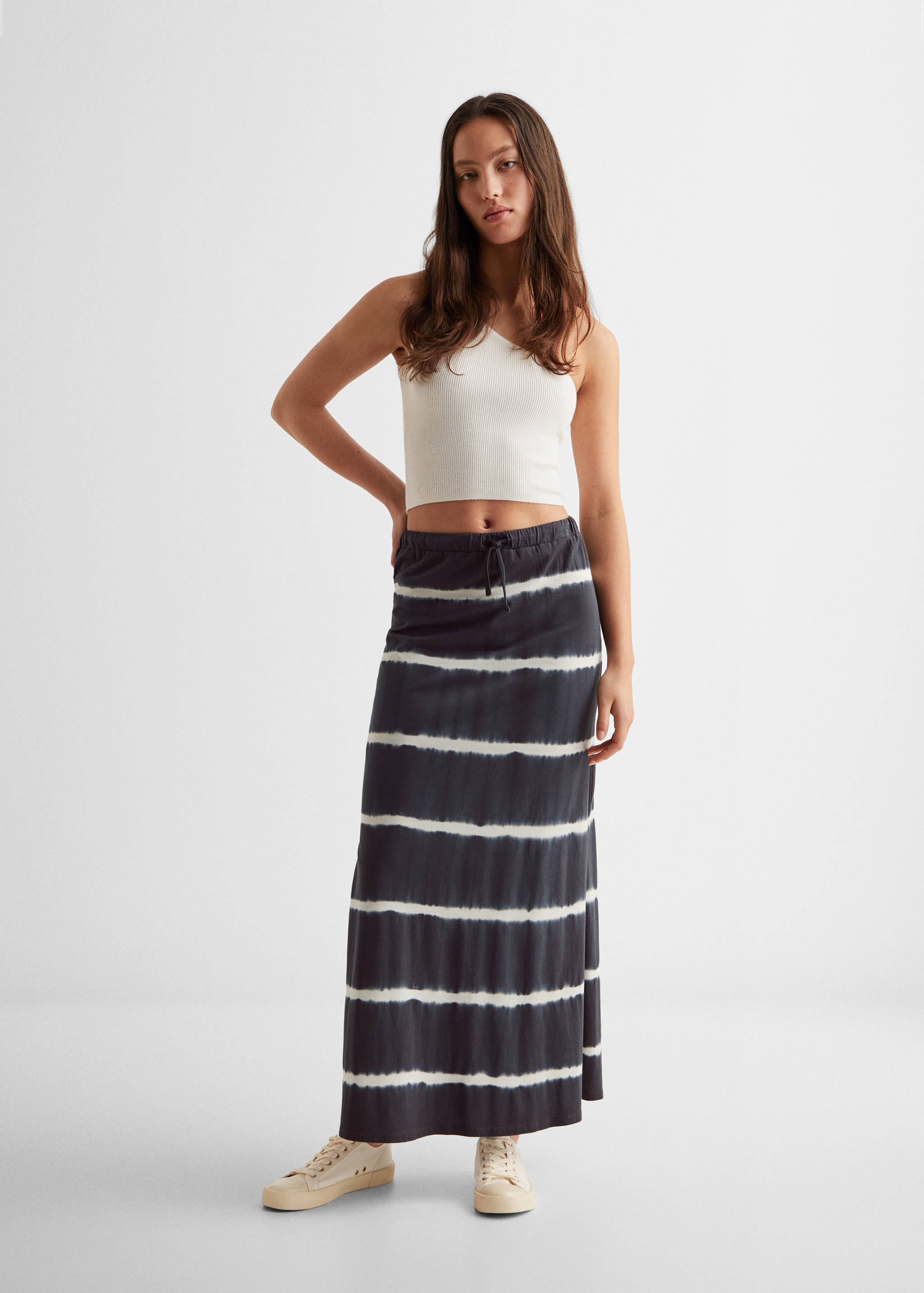 Slit long skirt - General plane