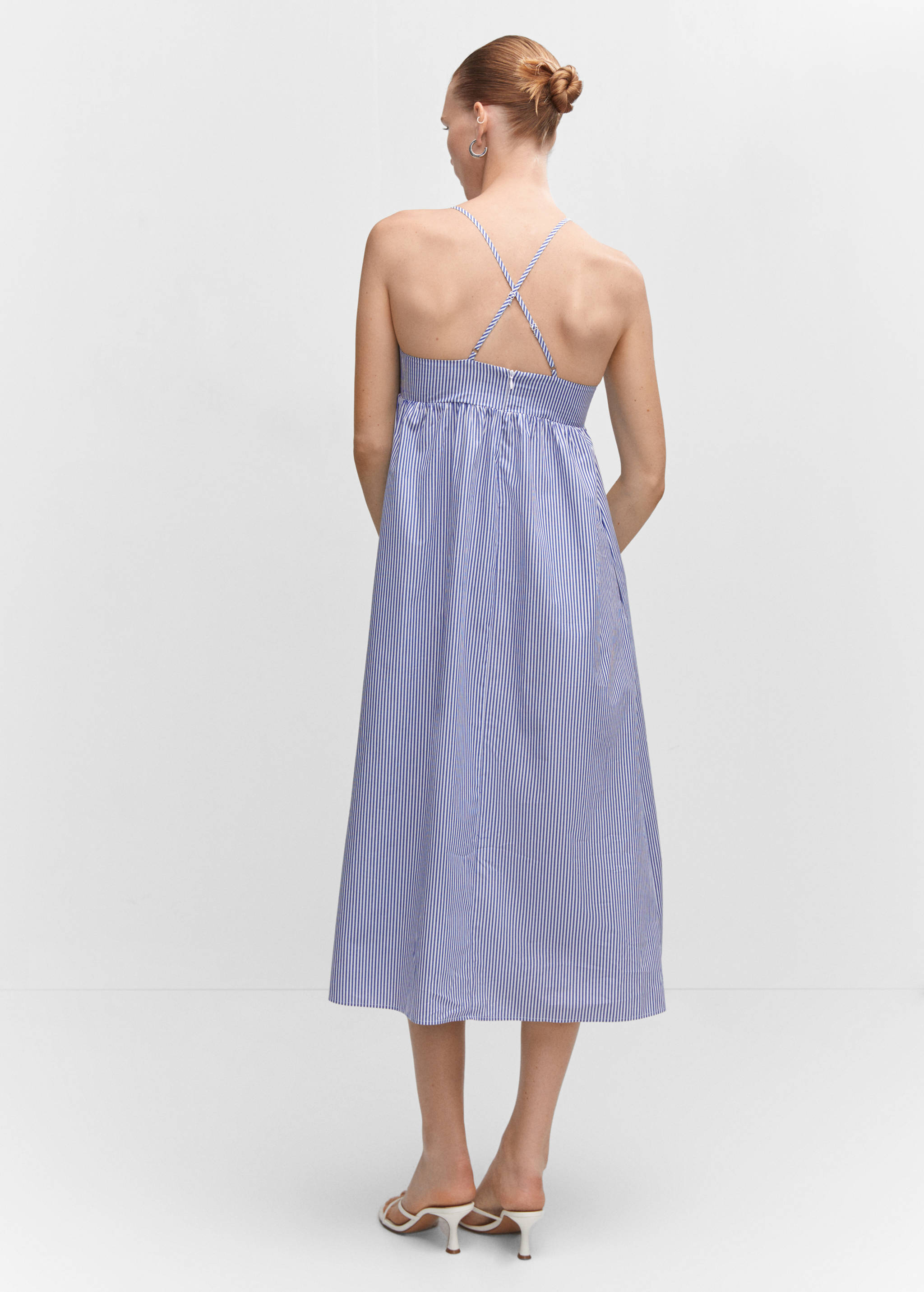 Cotton cross back dress - Reverse of the article