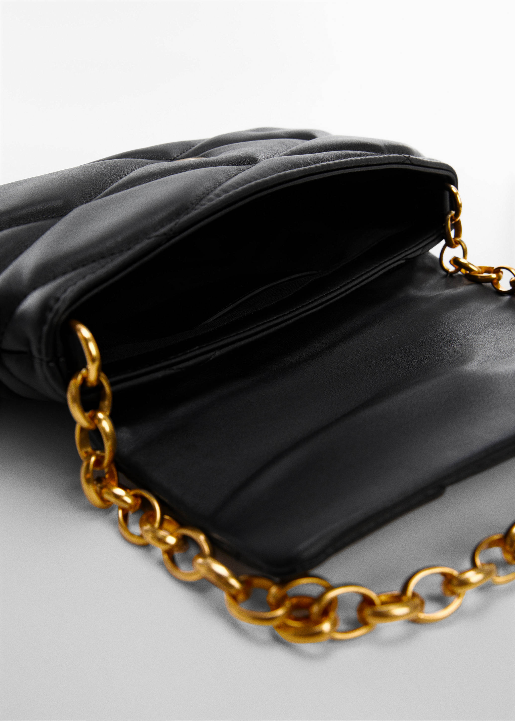 Gewatteerde tas met kettinghandvat - Detail van het artikel 2