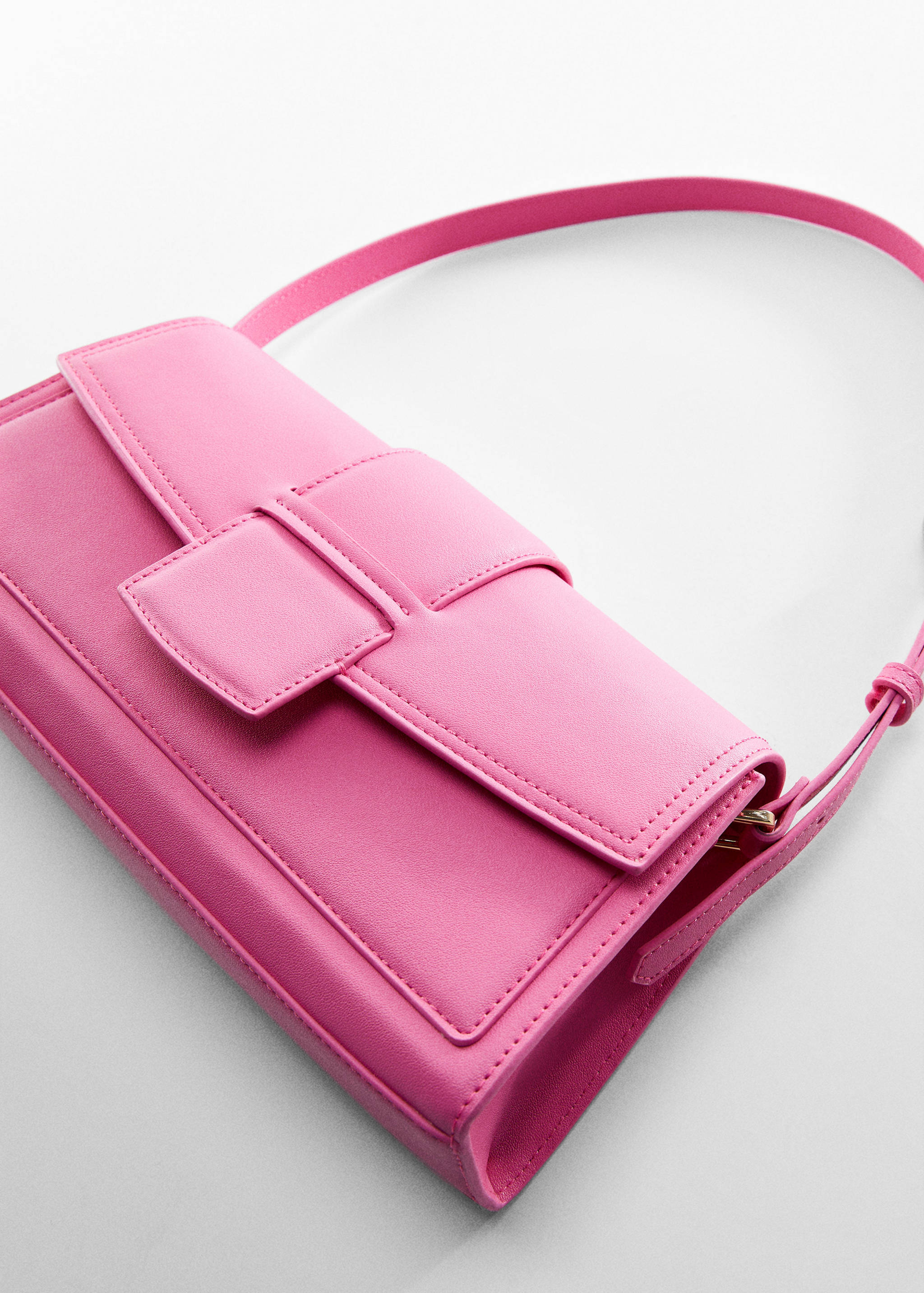 Rectangular bag with flap - Details of the article 5