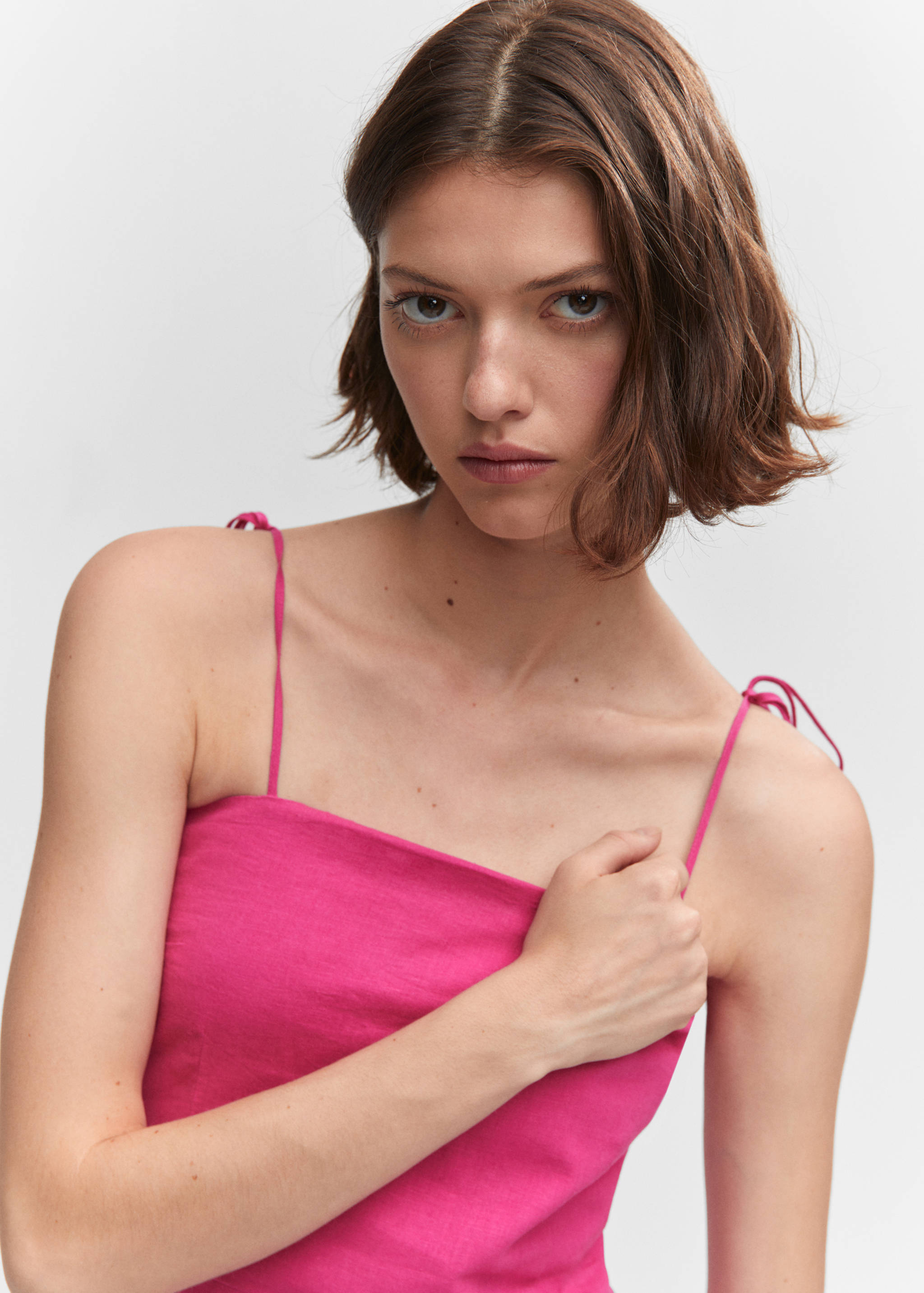 Linen dress with bead detail - Details of the article 1