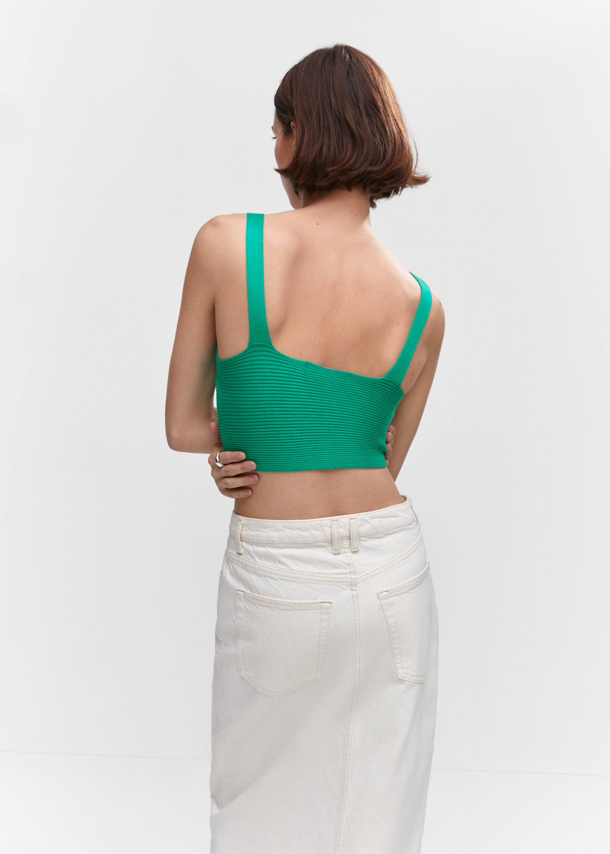 Top din tricot parte peste parte - Spatele articolului