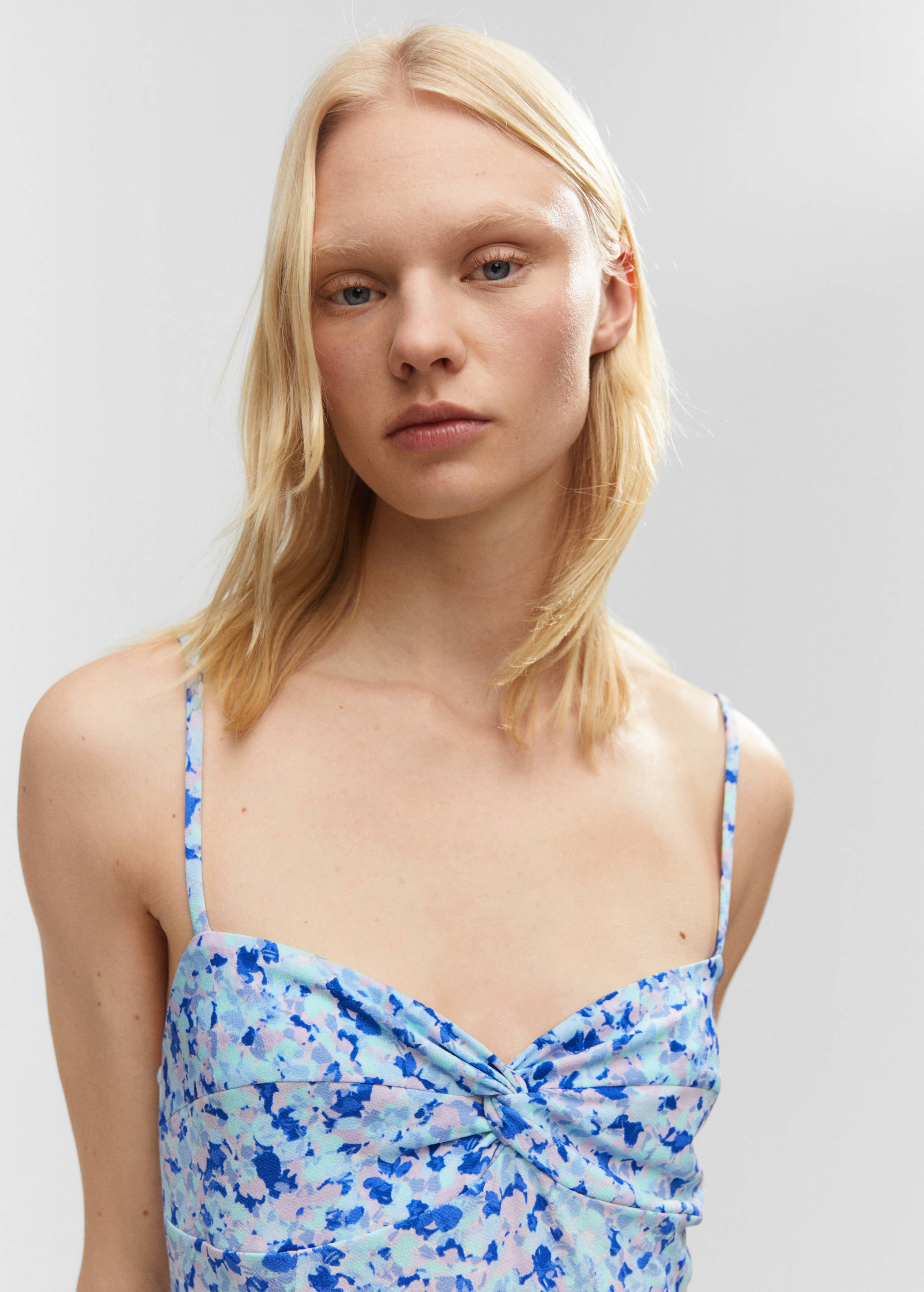 Printed short dress - Details of the article 1