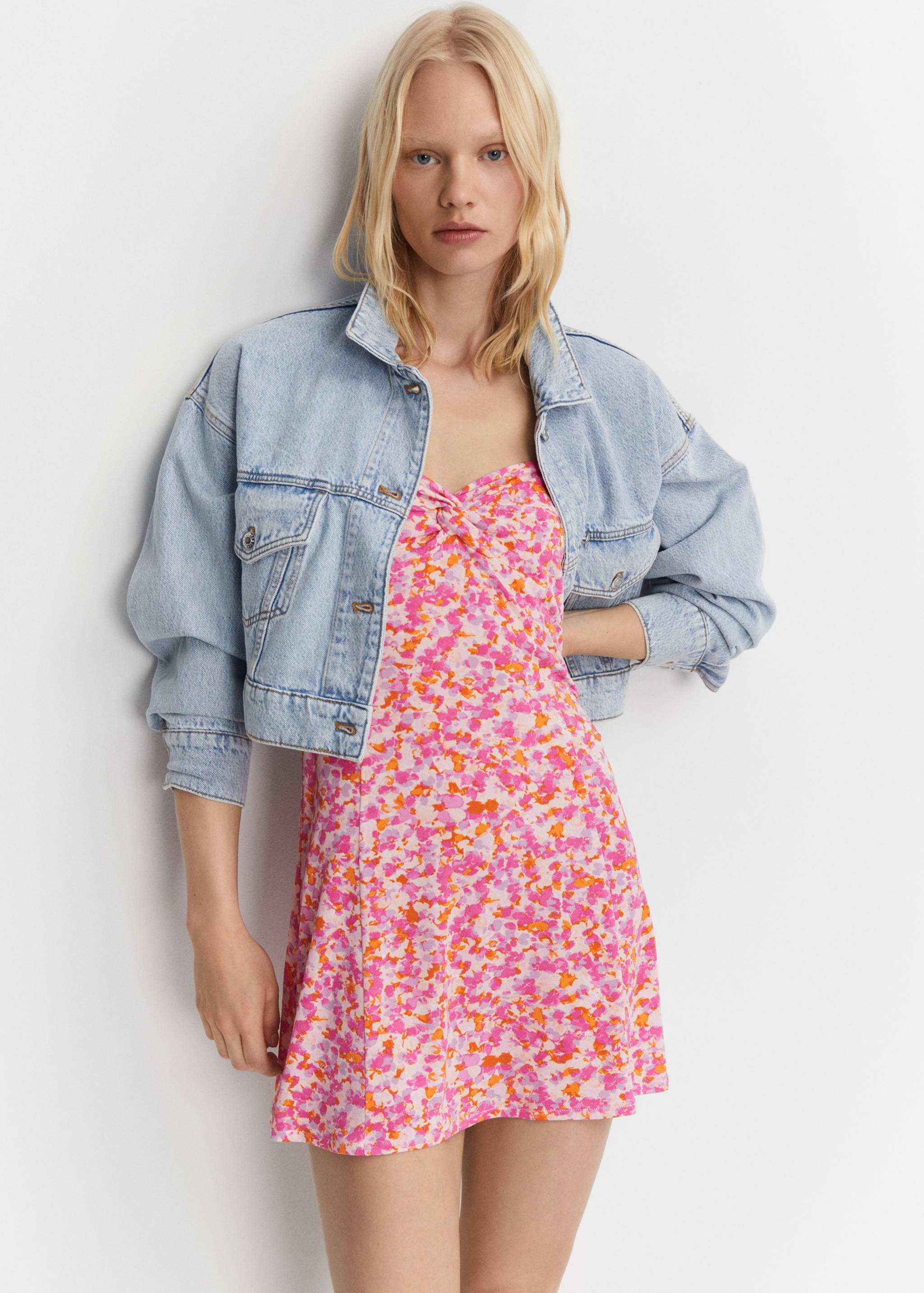 Vestido estampado corto - Detalle del artículo 4