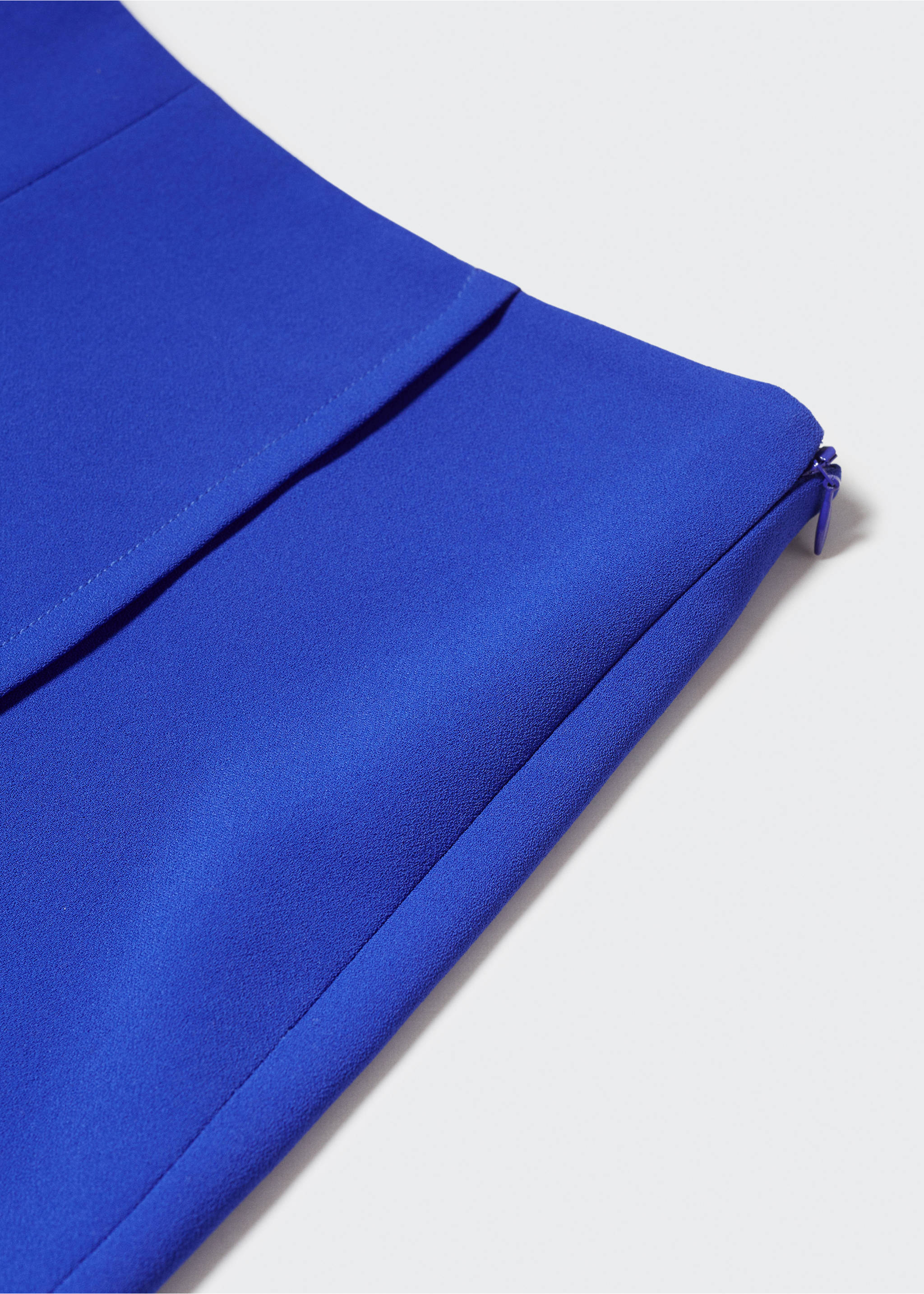 Short droit taille haute - Détail de l'article 8, Bleu encre. Ref: 57000374-00.