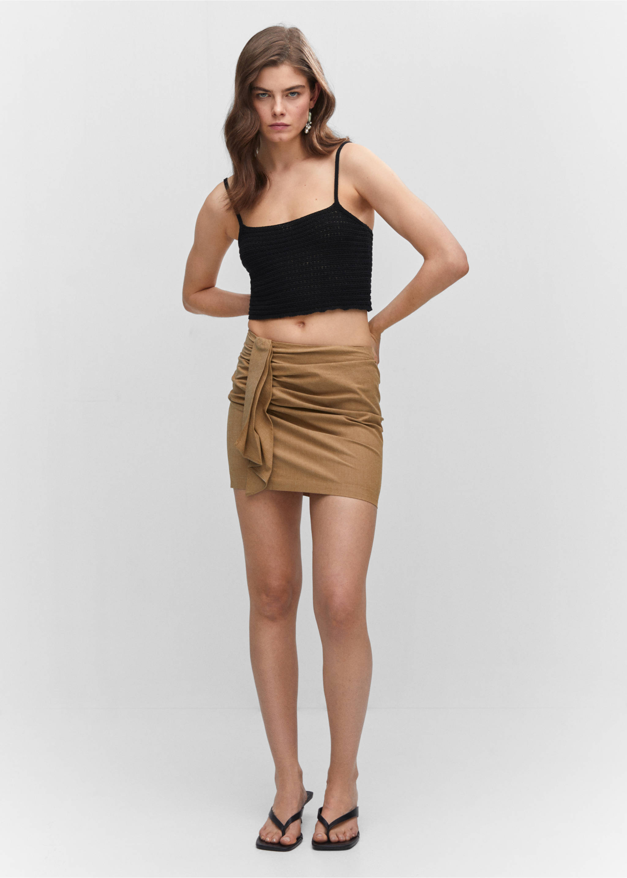 Ruched details skirt - General plane, Sand. Ref: 57000451-00.