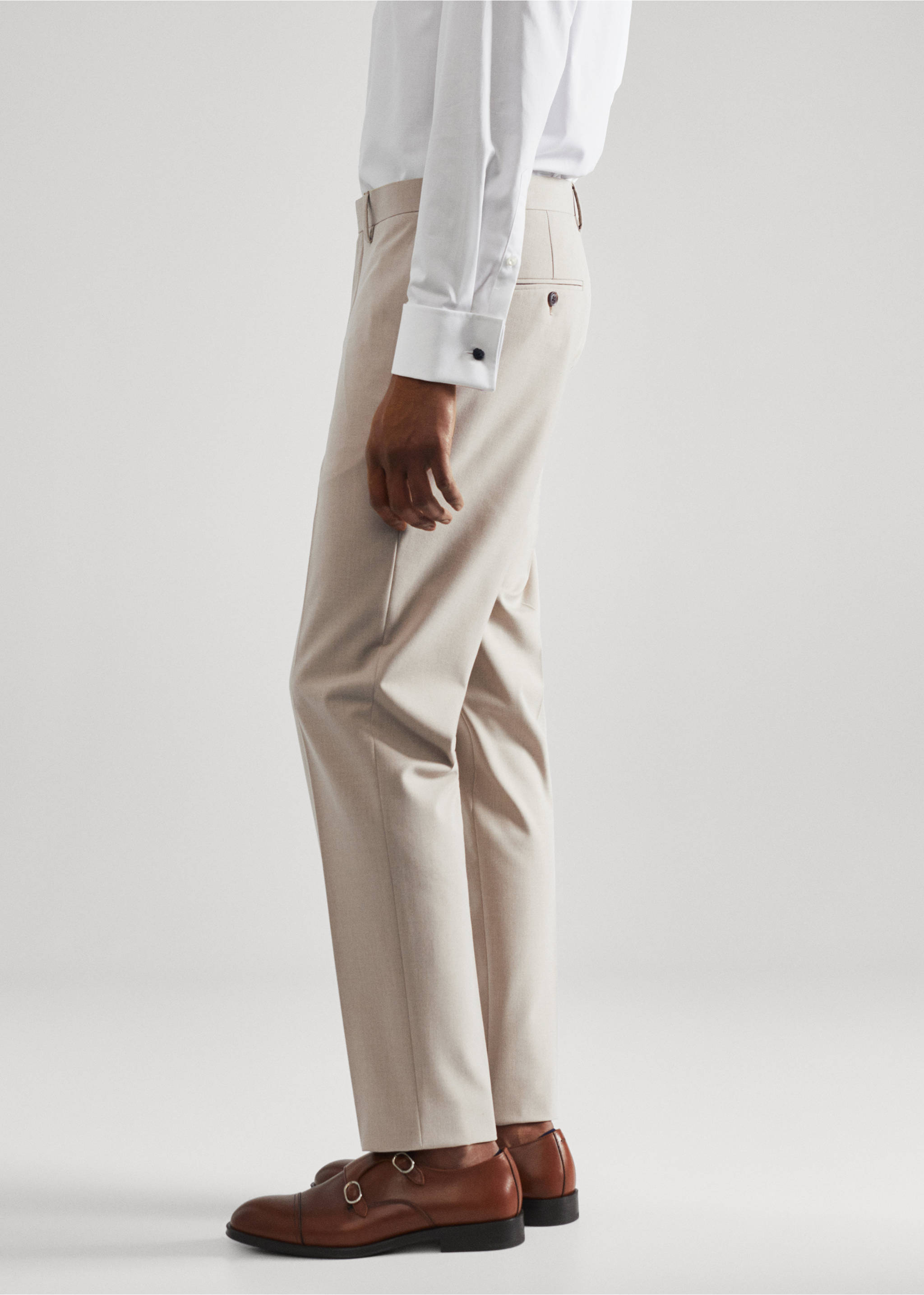 Slim Fit-Anzughose aus Comfort-Stretch-Gewebe - Detail des Artikels 4, Beige. Ref: 57000551-00.