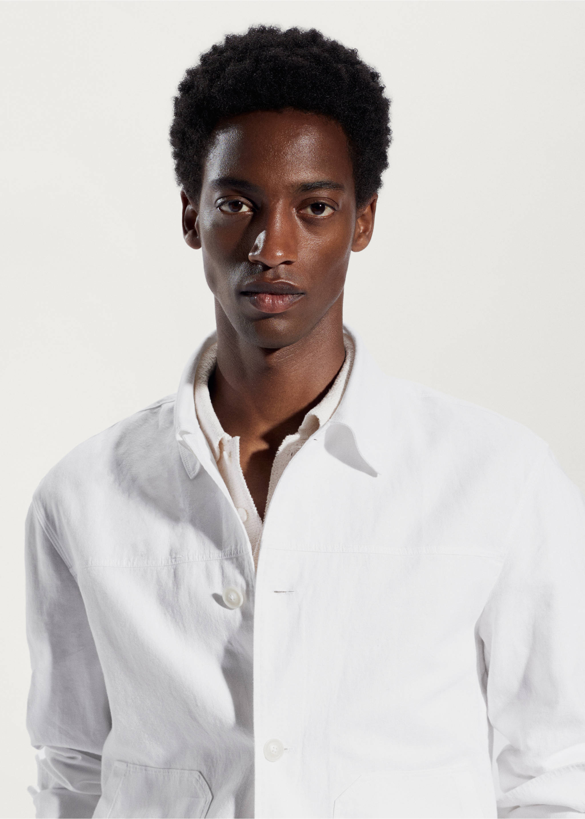 Linen cotton overshirt with pockets - Details of the article 1, White. Ref: 57000556-00.