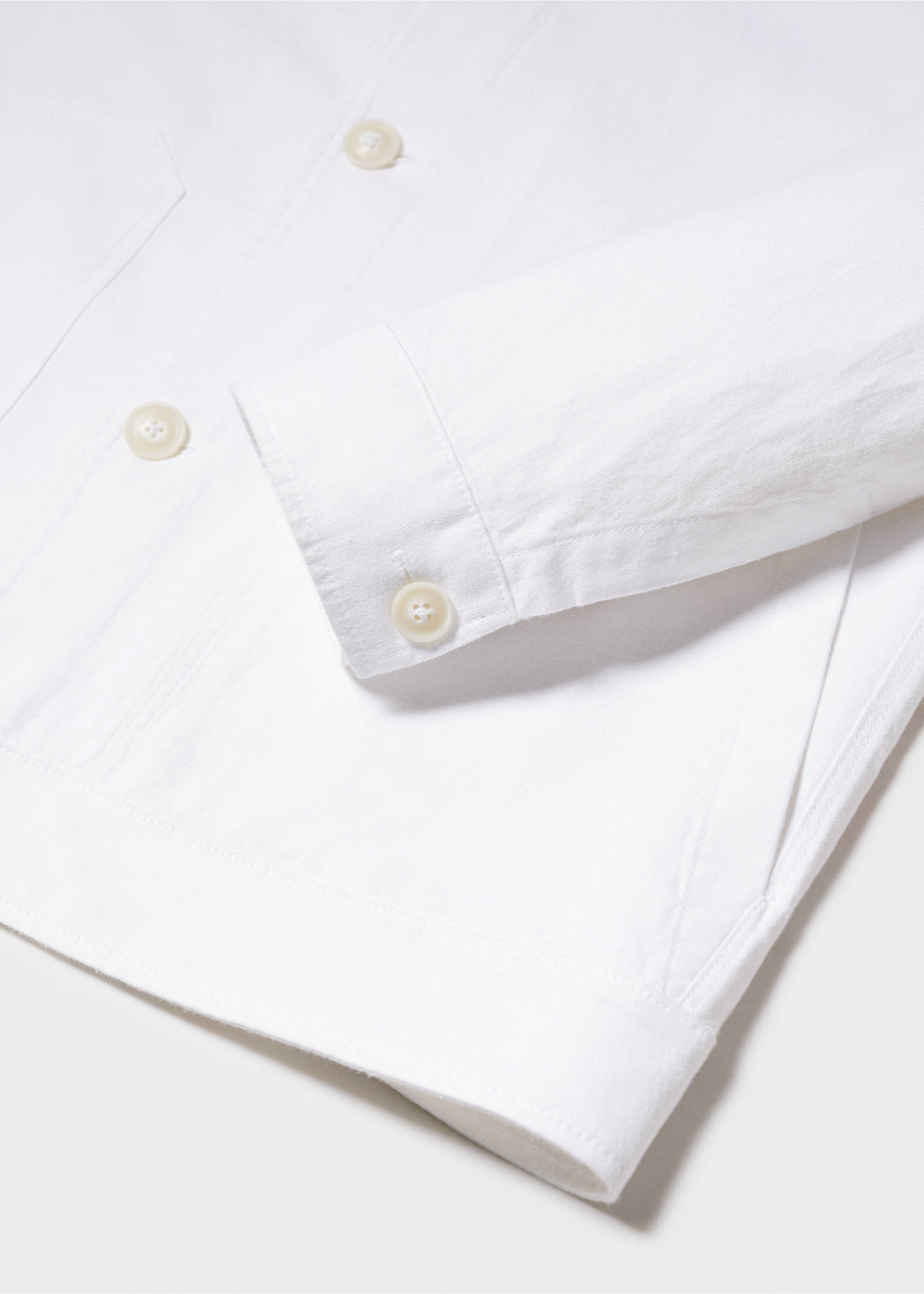 Linen cotton overshirt with pockets - Details of the article 8, White. Ref: 57000556-00.