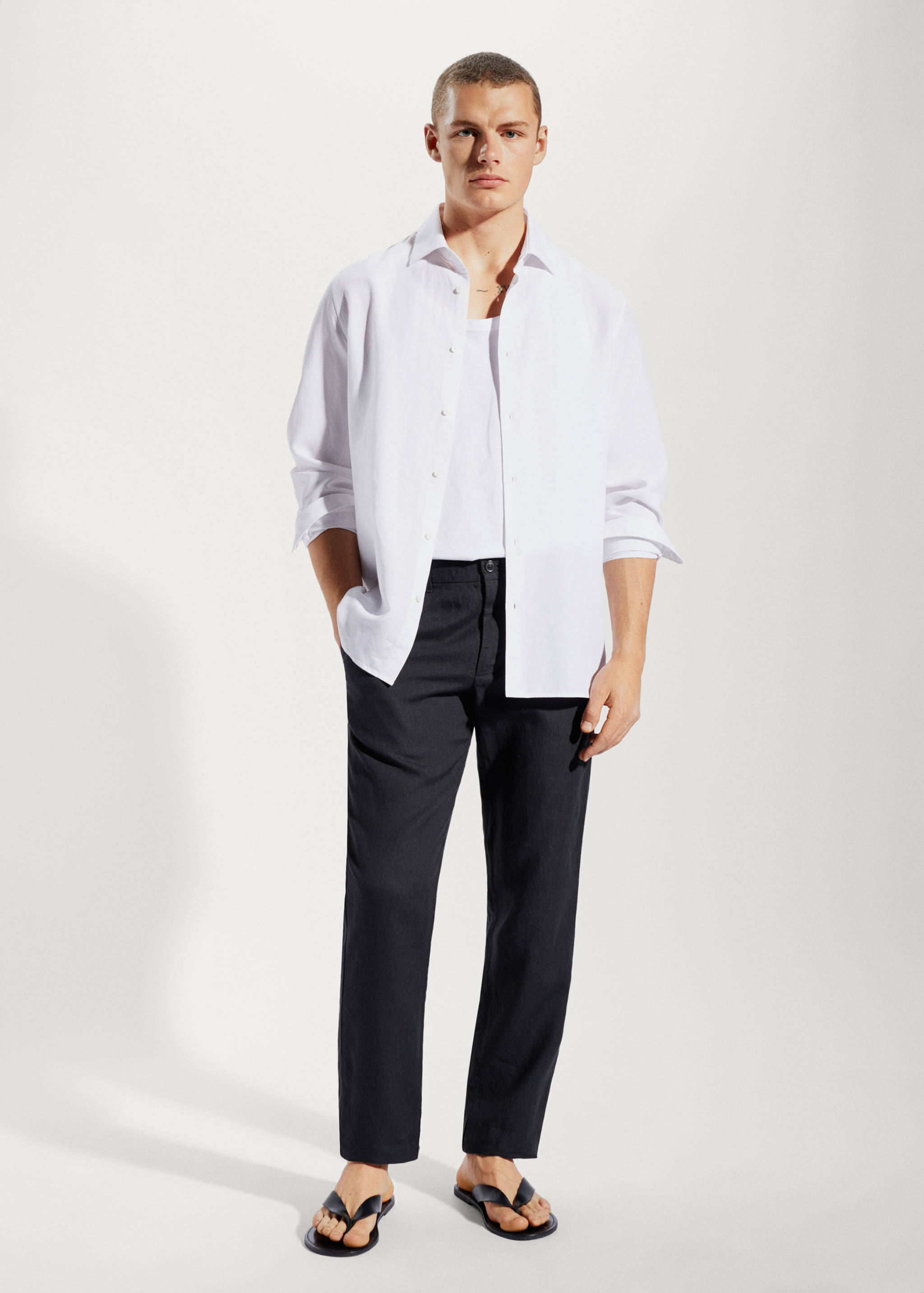 Slim-fit 100% linen pants - General plane