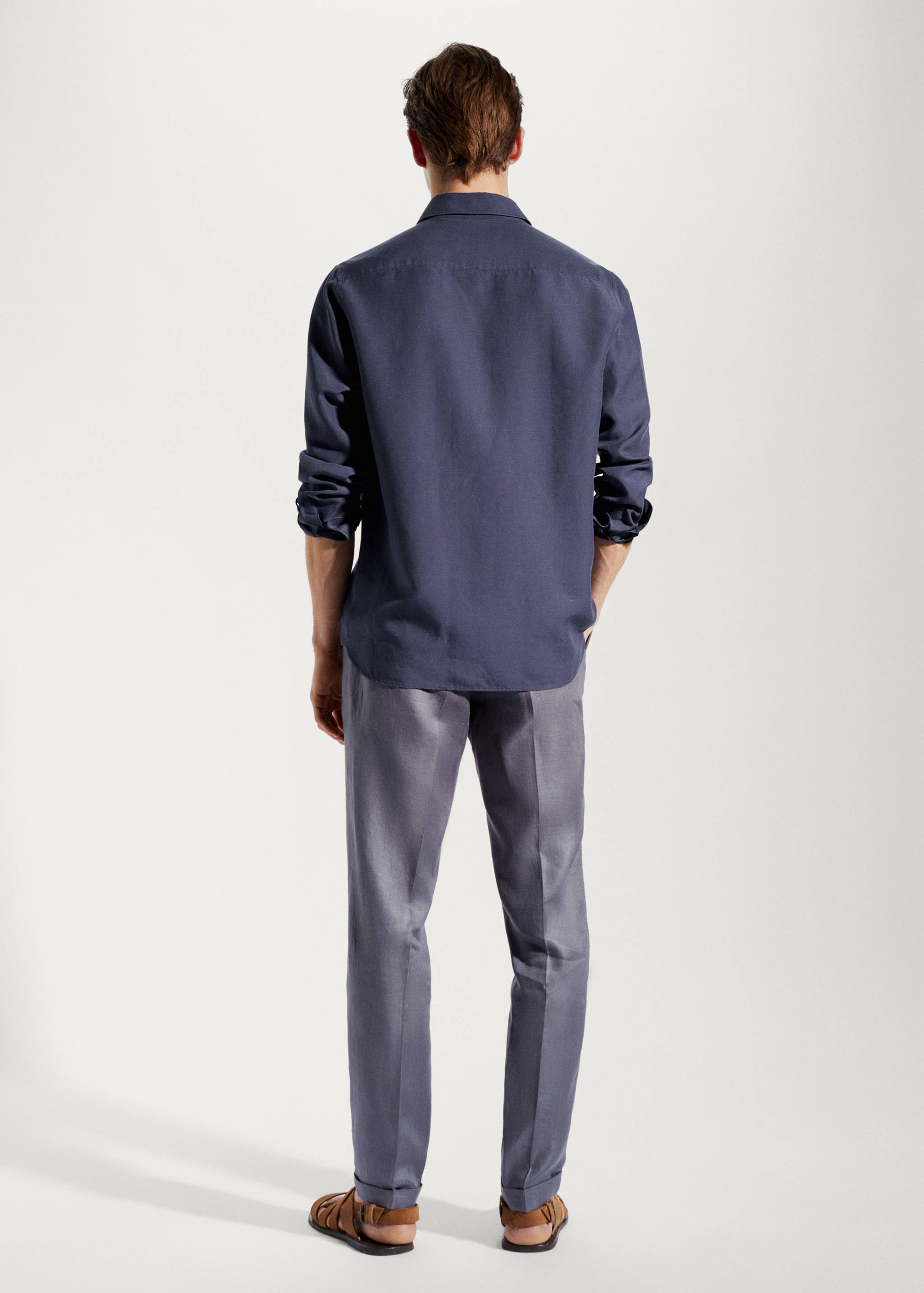 Light tencel-linen shirt - Reverse of the article