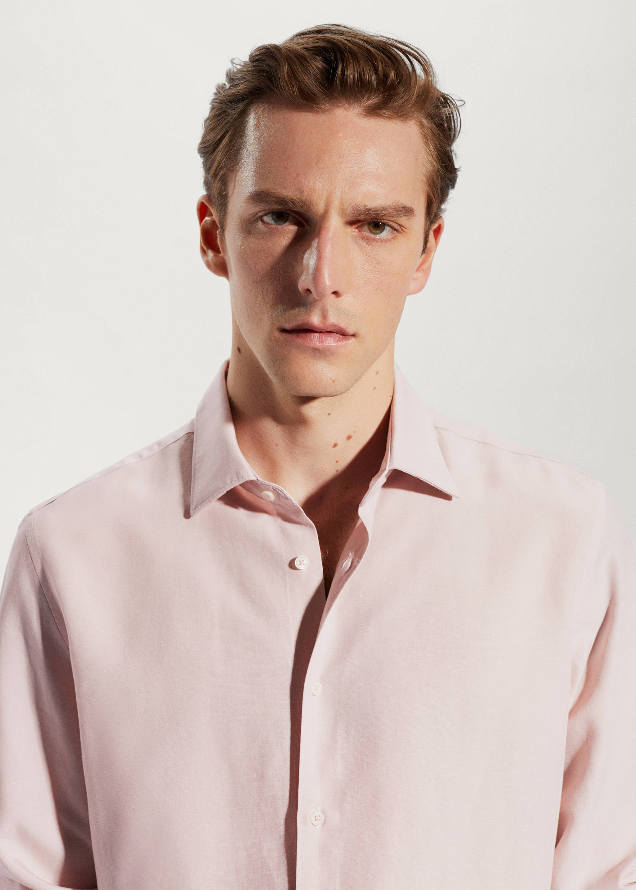 Light tencel-linen shirt - Details of the article 1