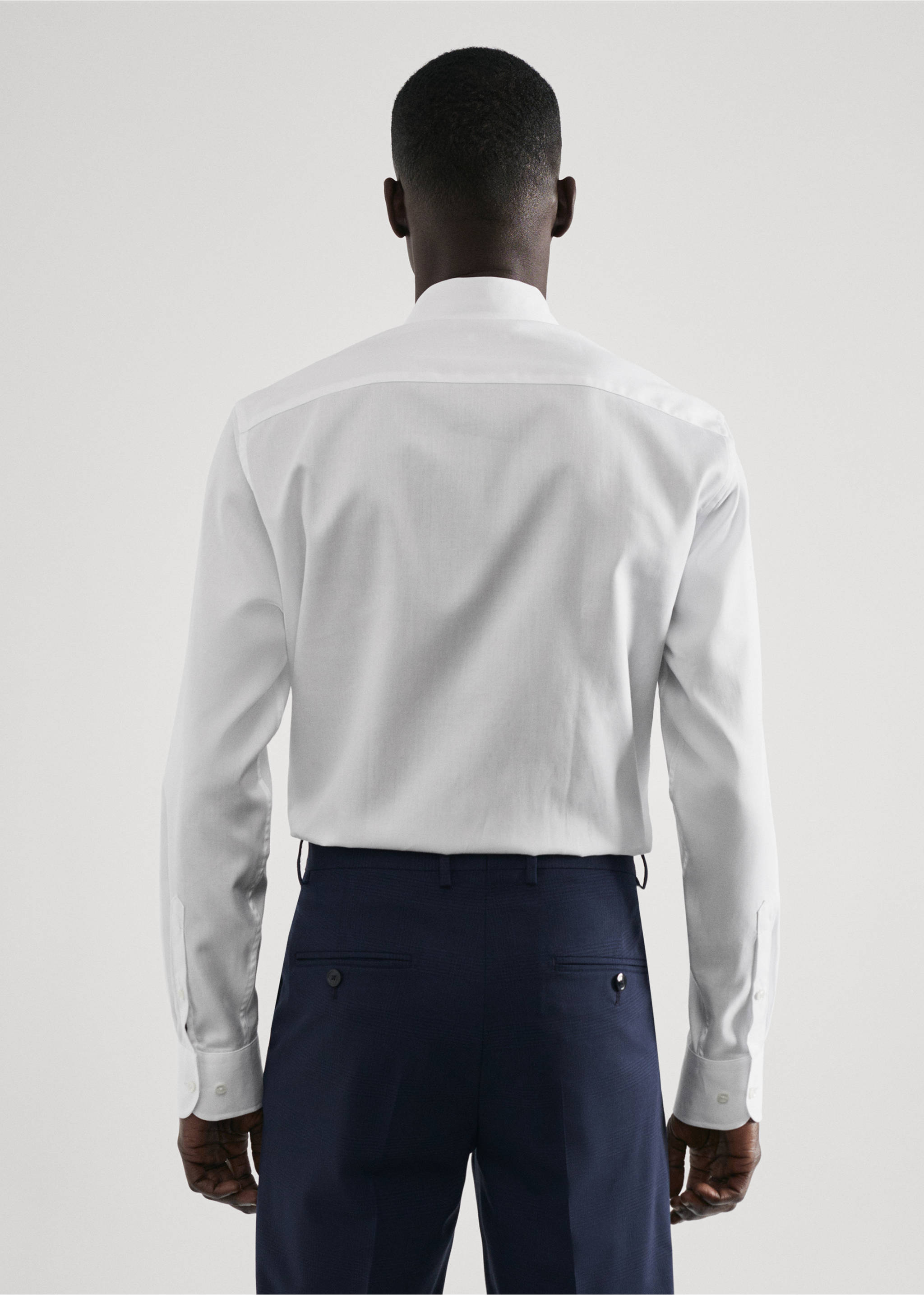 Regular-fit structured suit shirt - Reverse of the article, White. Ref: 57000712-00.