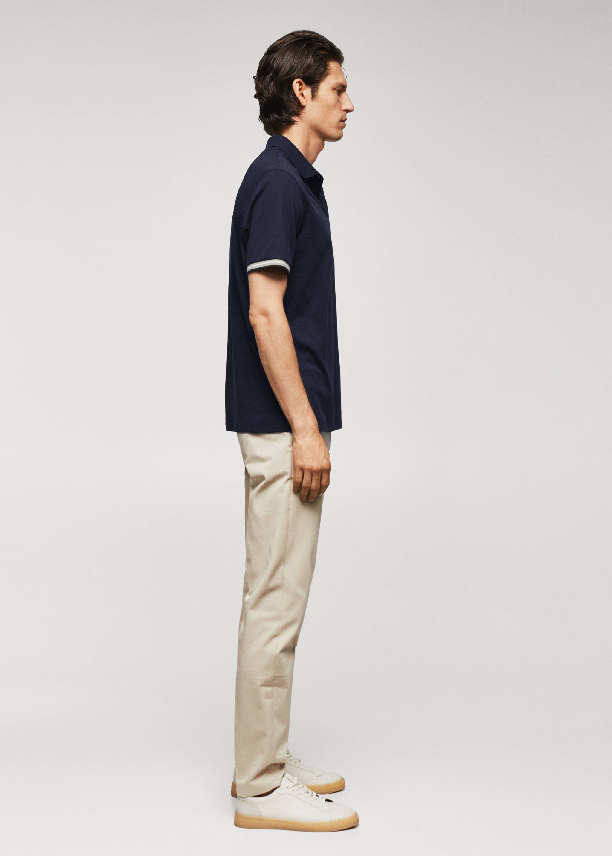 100% cotton polo shirt with contrast piping - Details of the article 2