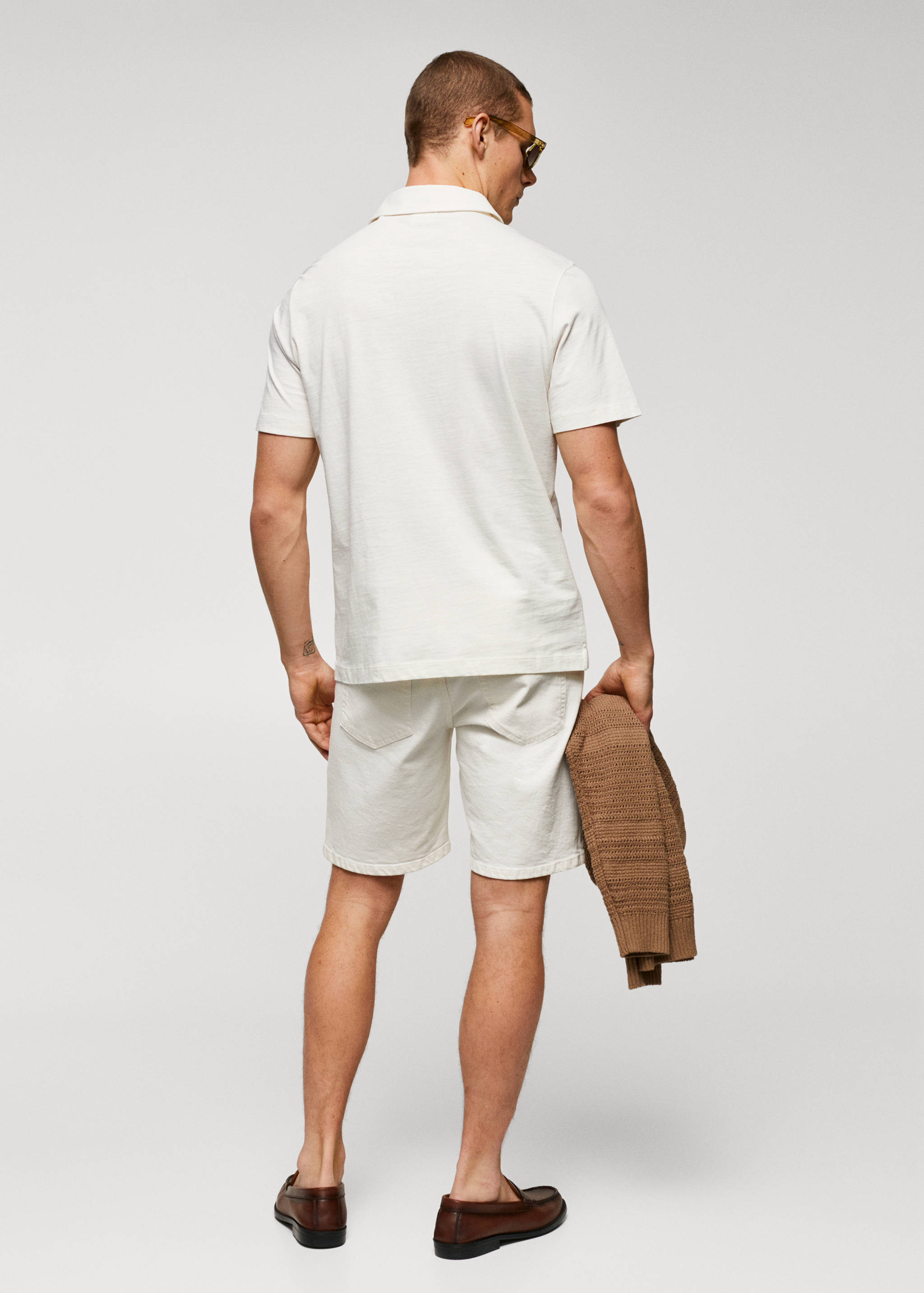100% cotton basic polo shirt - Reverse of the article