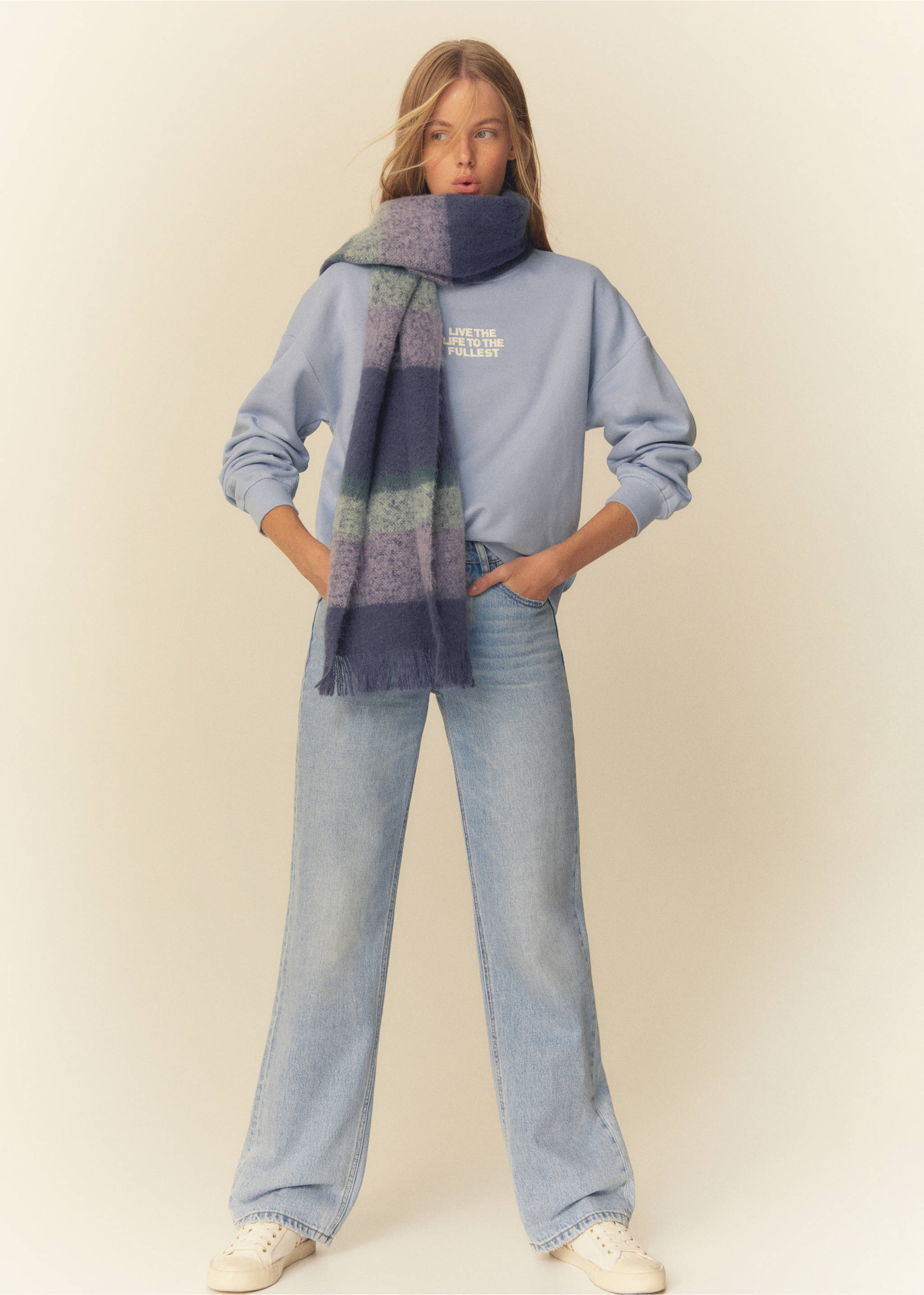 Straight jeans - Details of the article 7, Light Blue. Ref: 57000925-00.