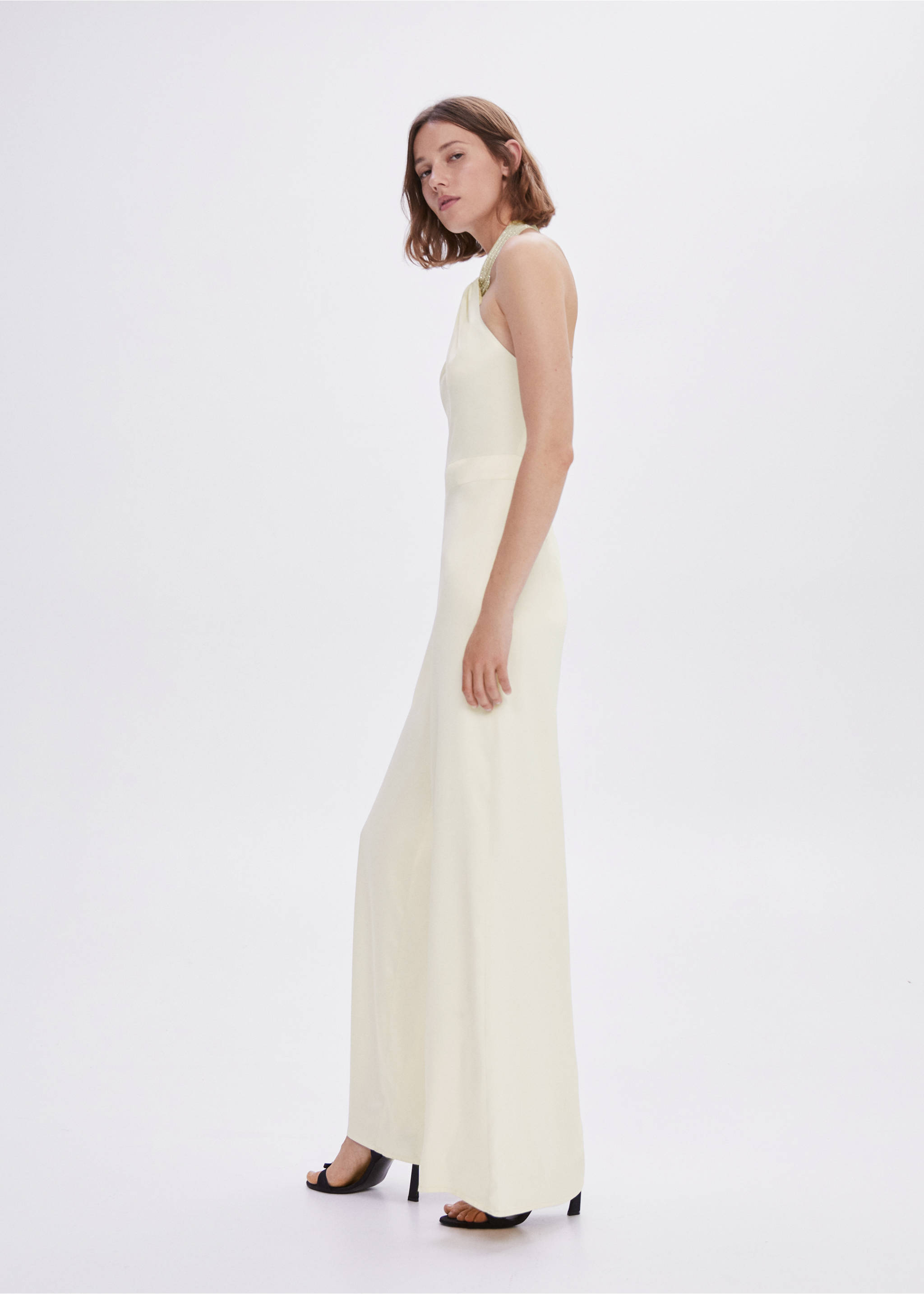 Halter-neck jumpsuit with metallic detail - Details of the article 6, Ecru. Ref: 57001089-00.