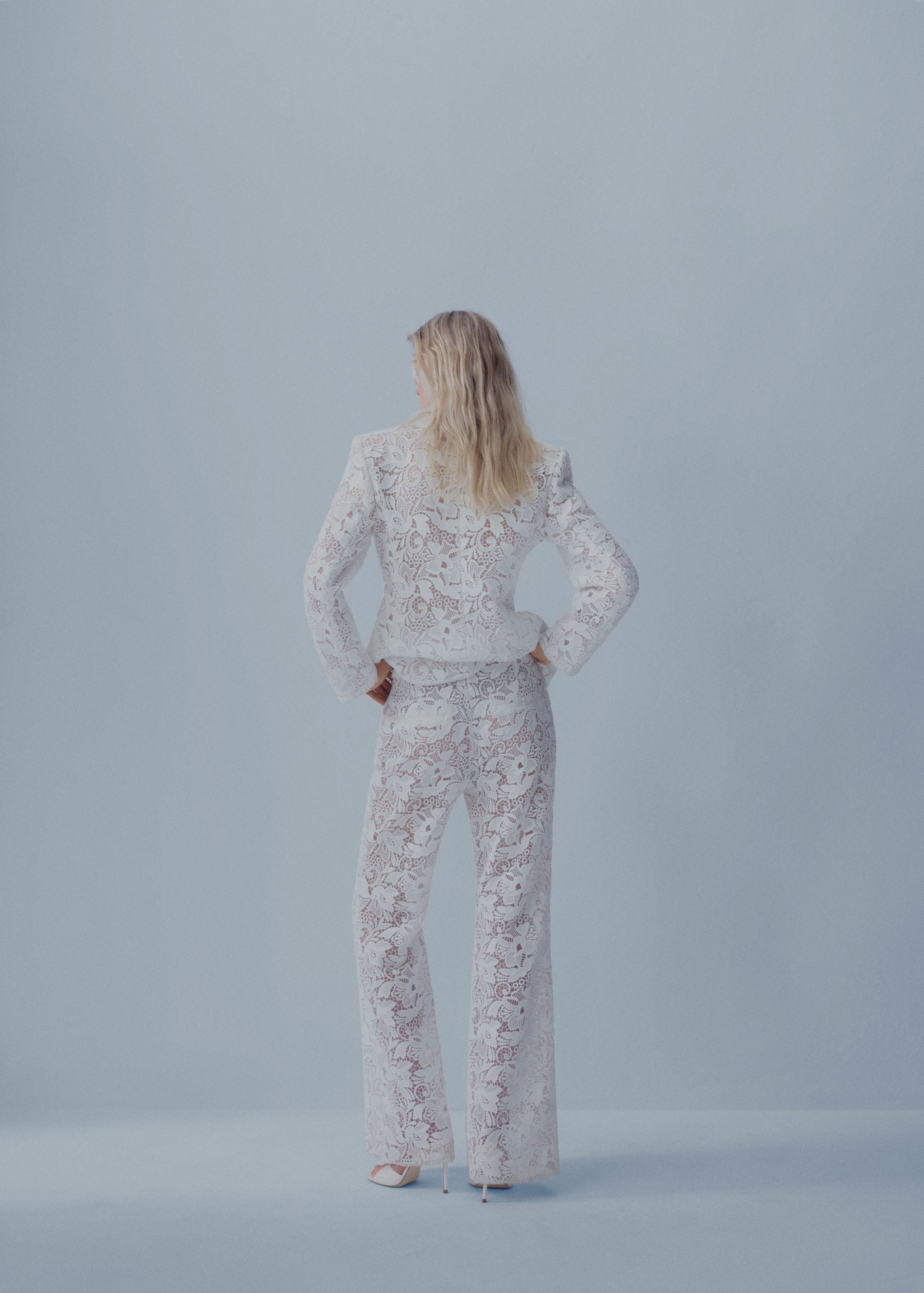 Pantalons vestit guipur - Revers de l'article