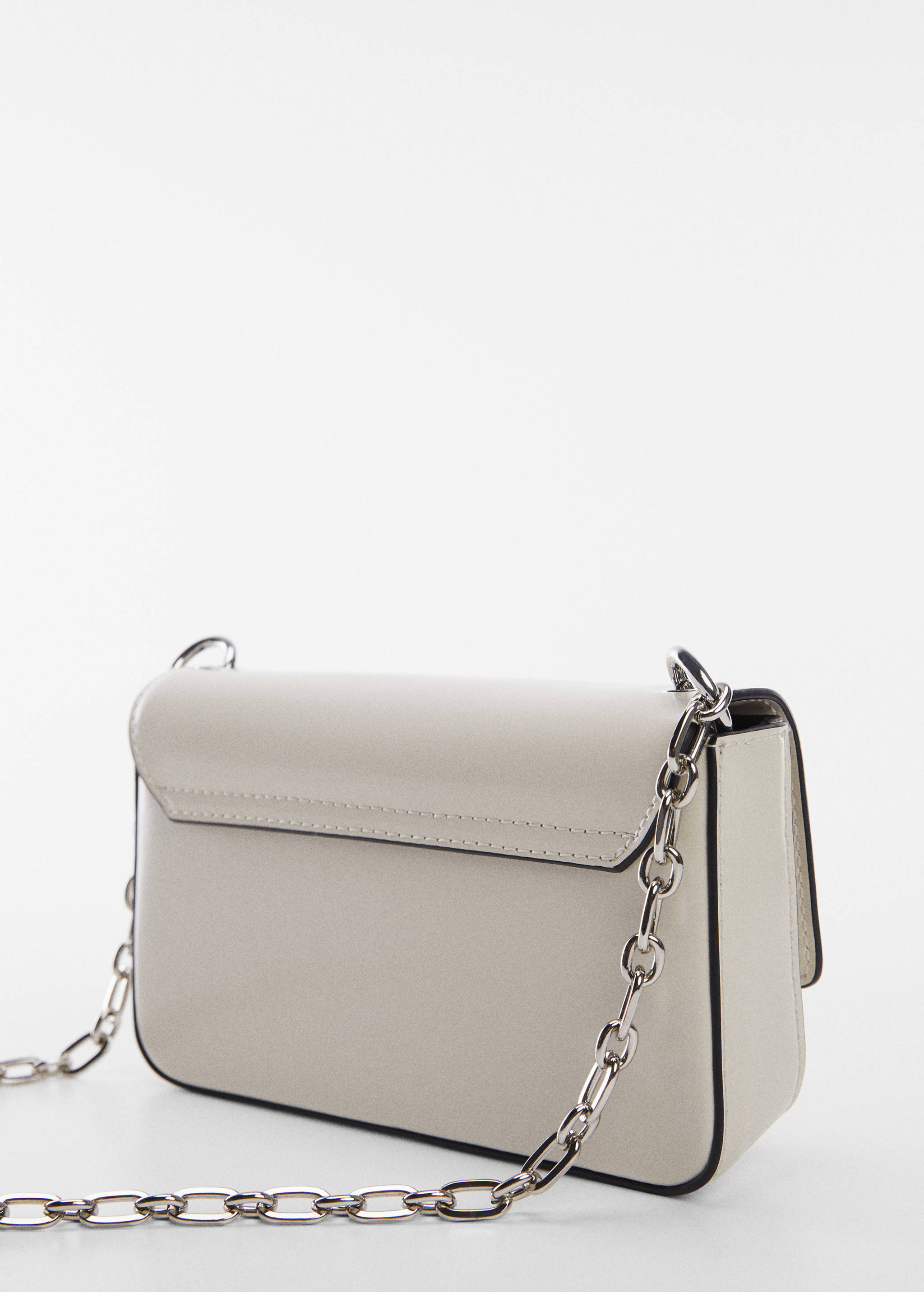 Flap chain bag - Details of the article 1