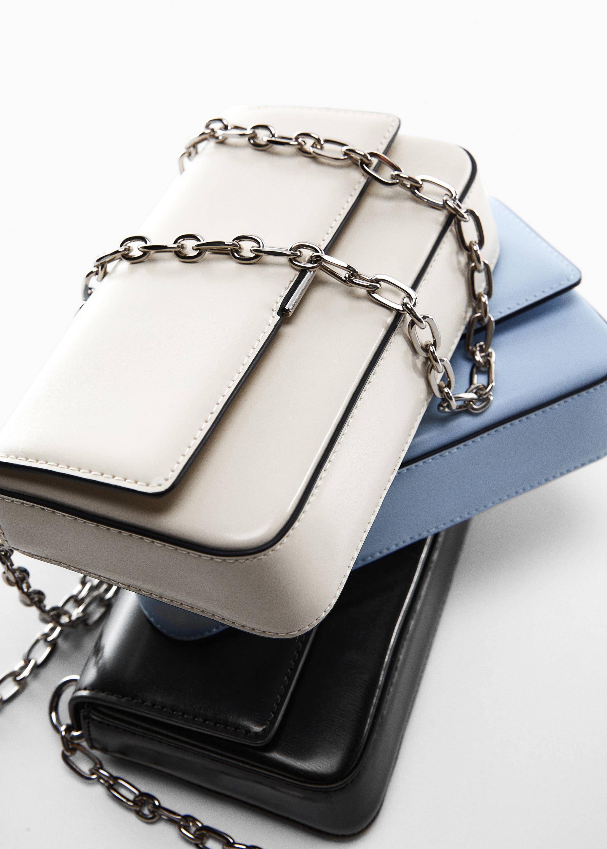 Flap chain bag - Details of the article 5