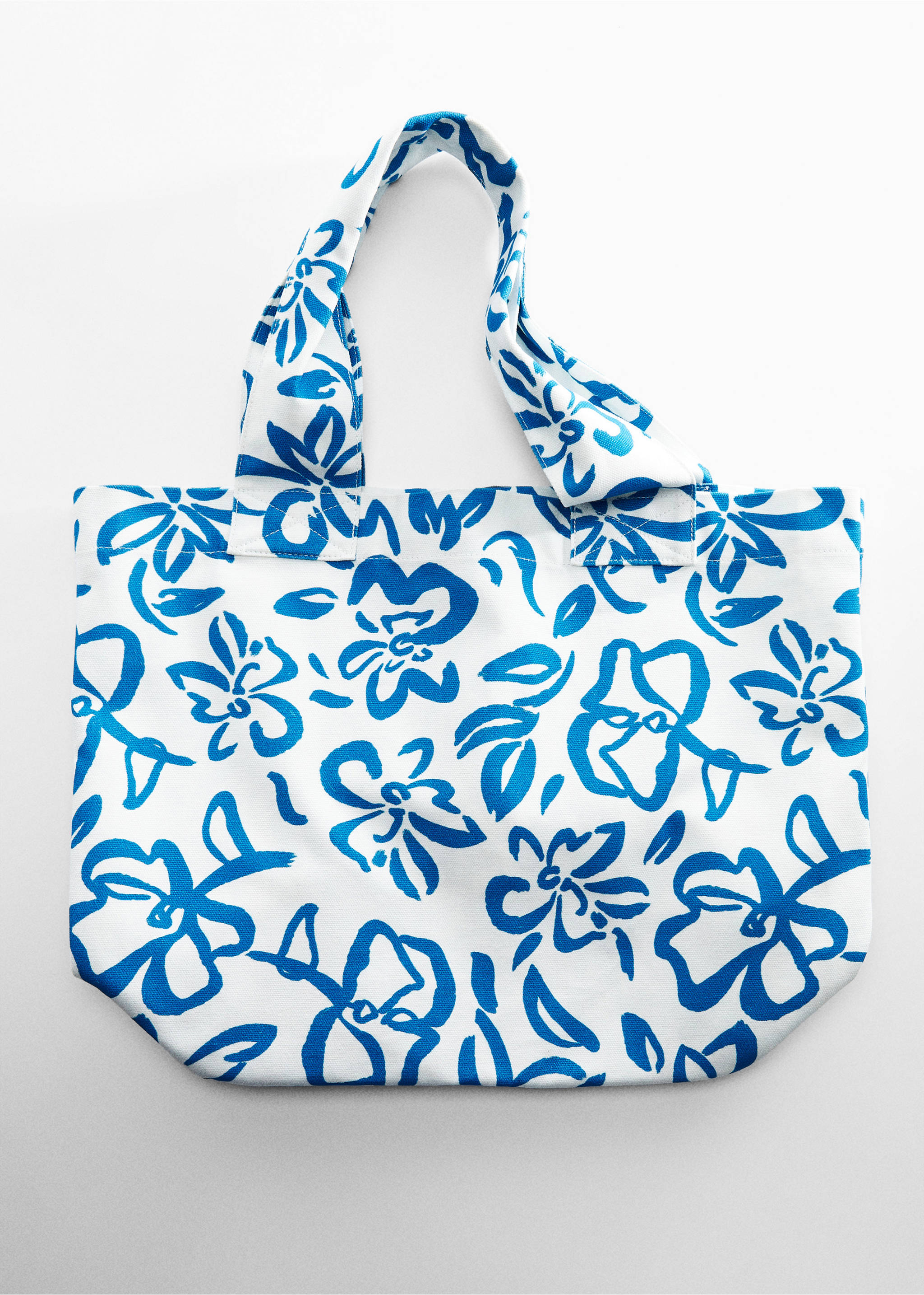Floral tote bag - Details of the article 5, Blue. Ref: 57002519-00.