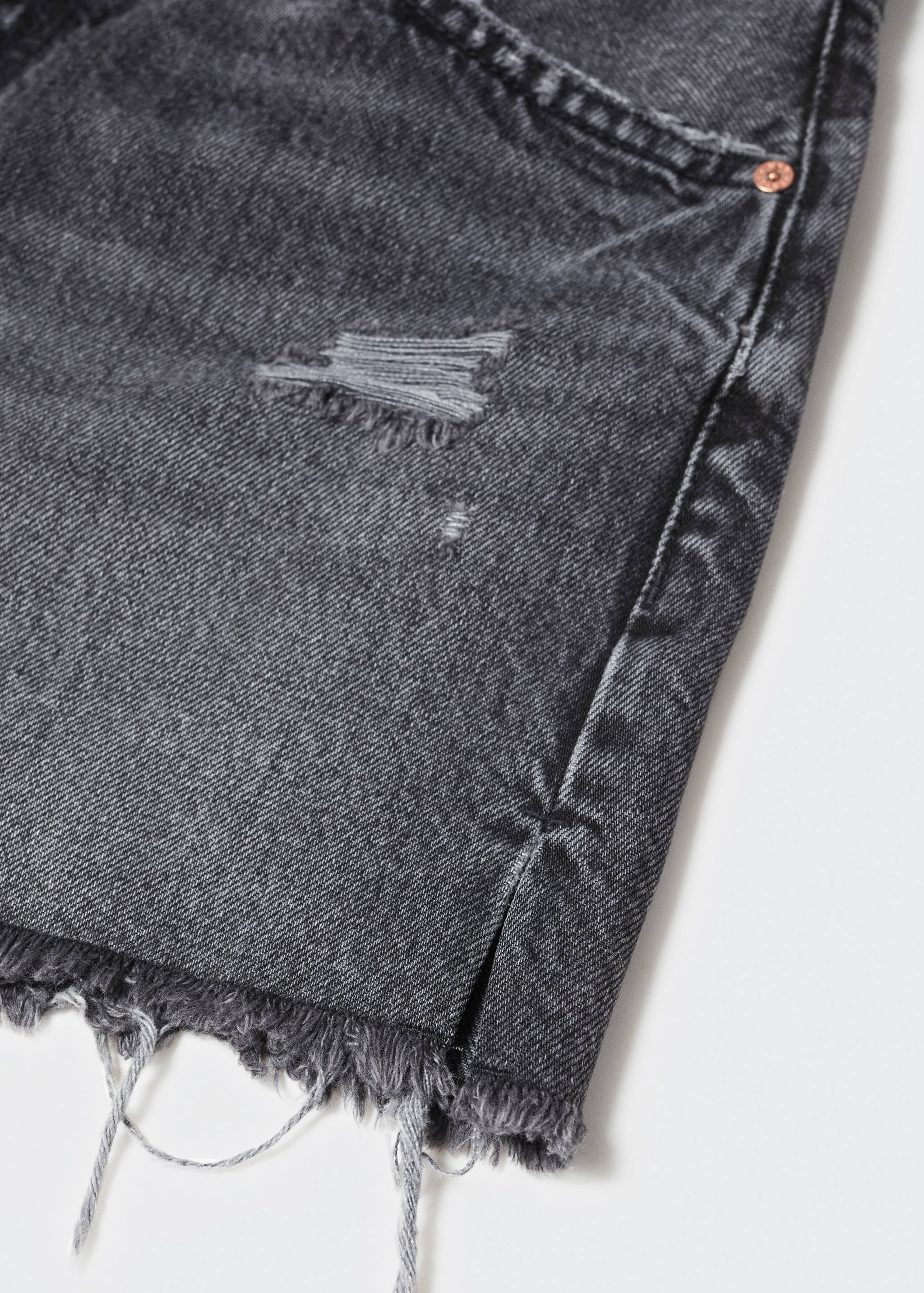 Shorts rectos bajo deshilachado - Detalle del artículo 8