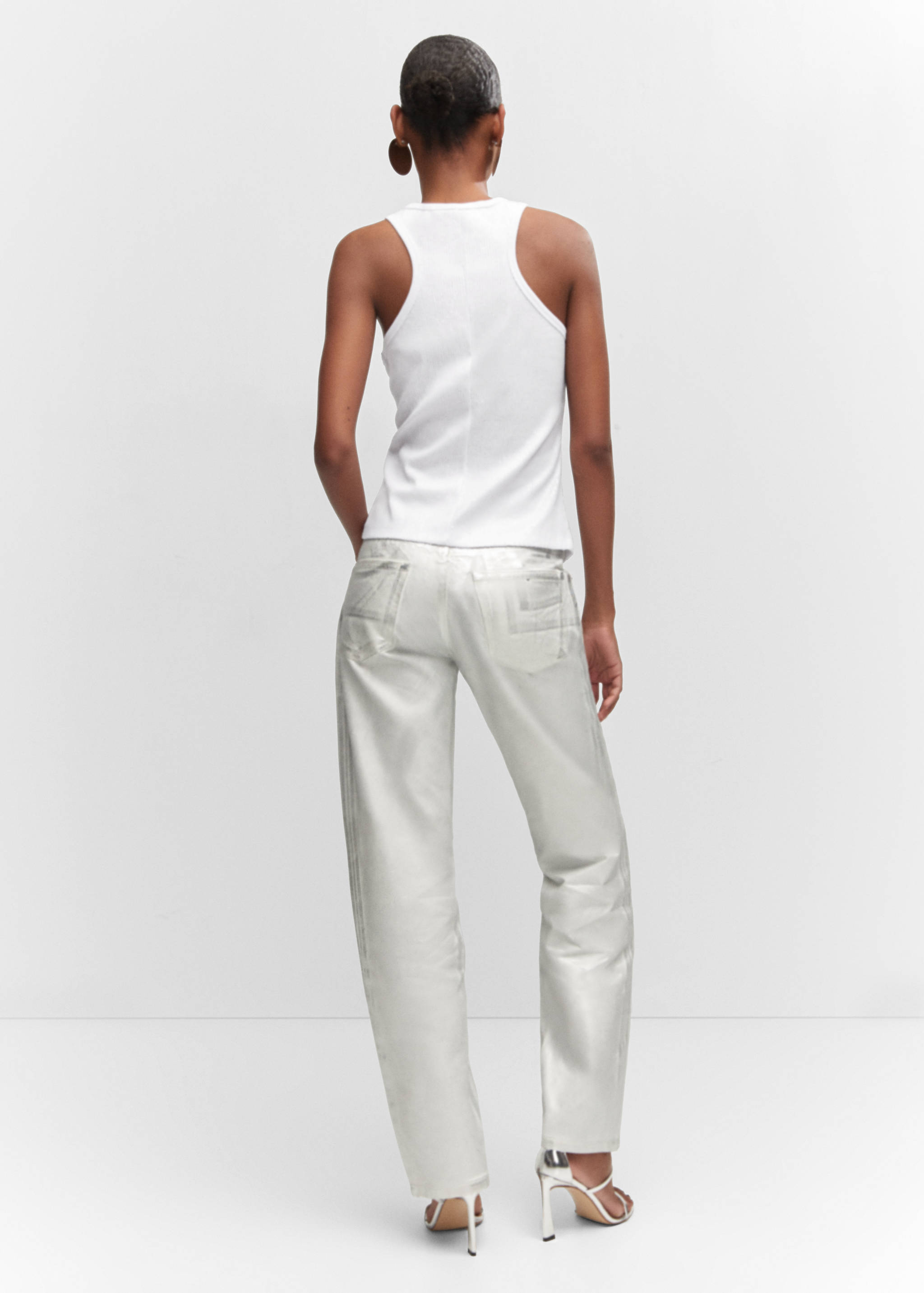 Sequined halter top - Reverse of the article