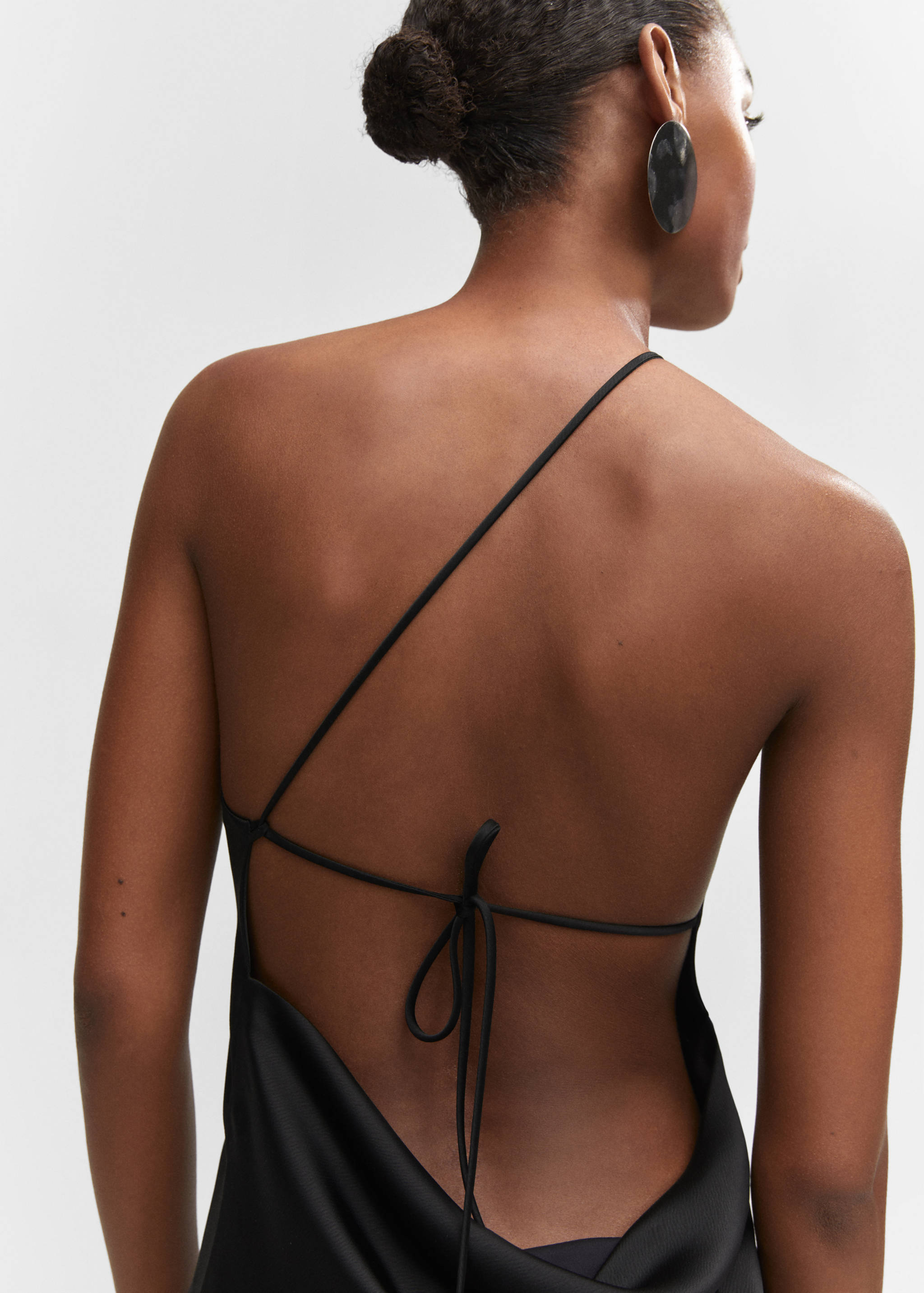 Vestido satinado espalda abierta - Detalle del artículo 6