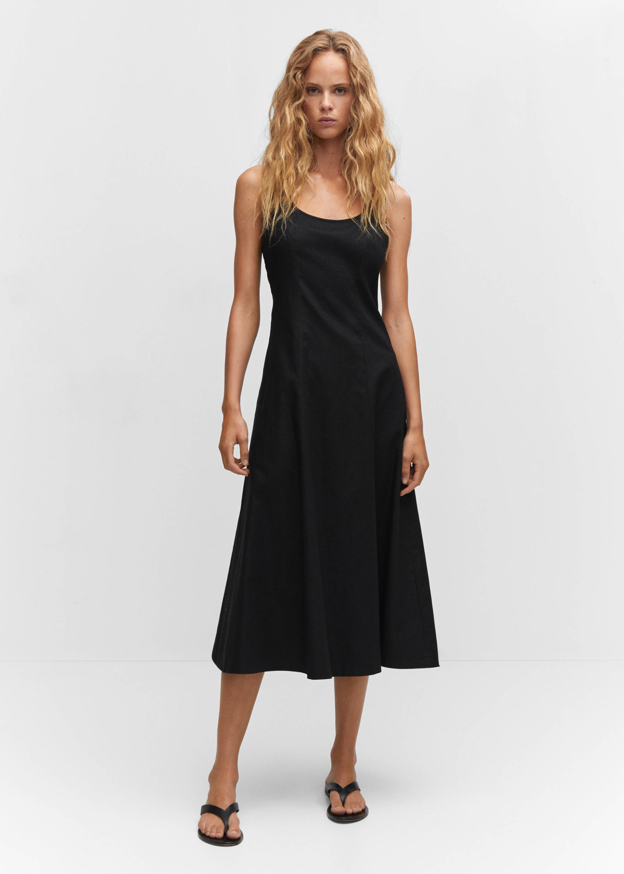 Vestido lino abertura espalda - Plano general