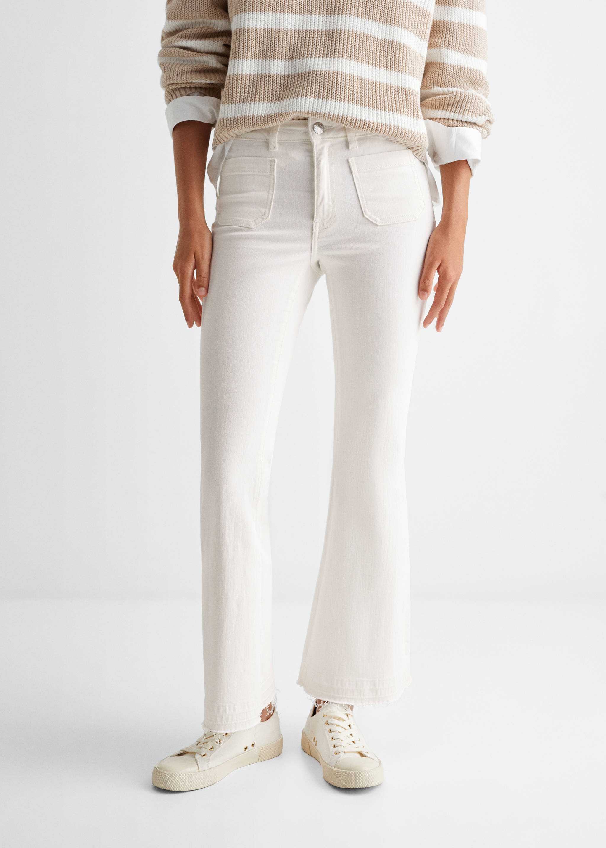 Flared Jeans mit Taschen - Detail des Artikels 6