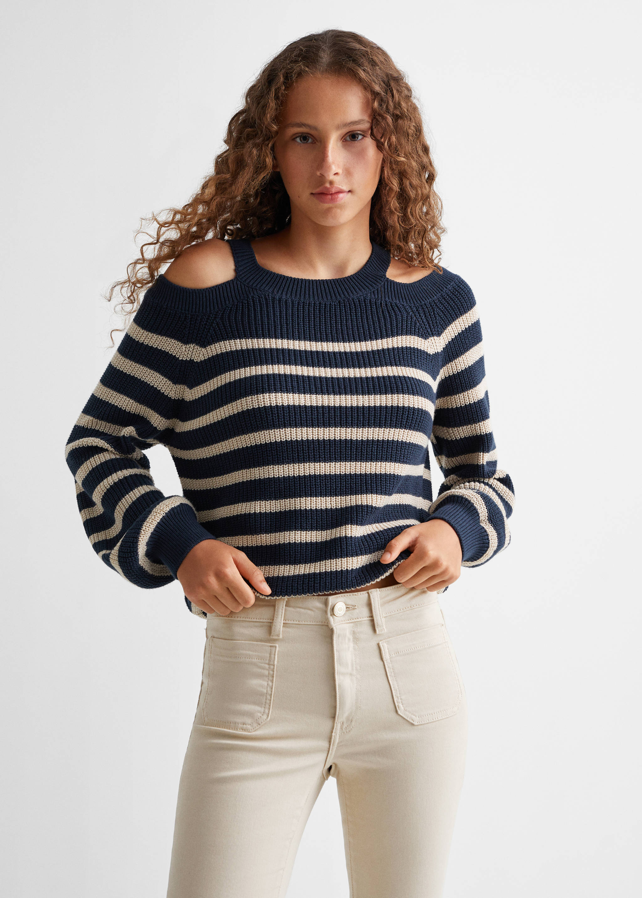 Flared Jeans mit Taschen - Mittlere Ansicht