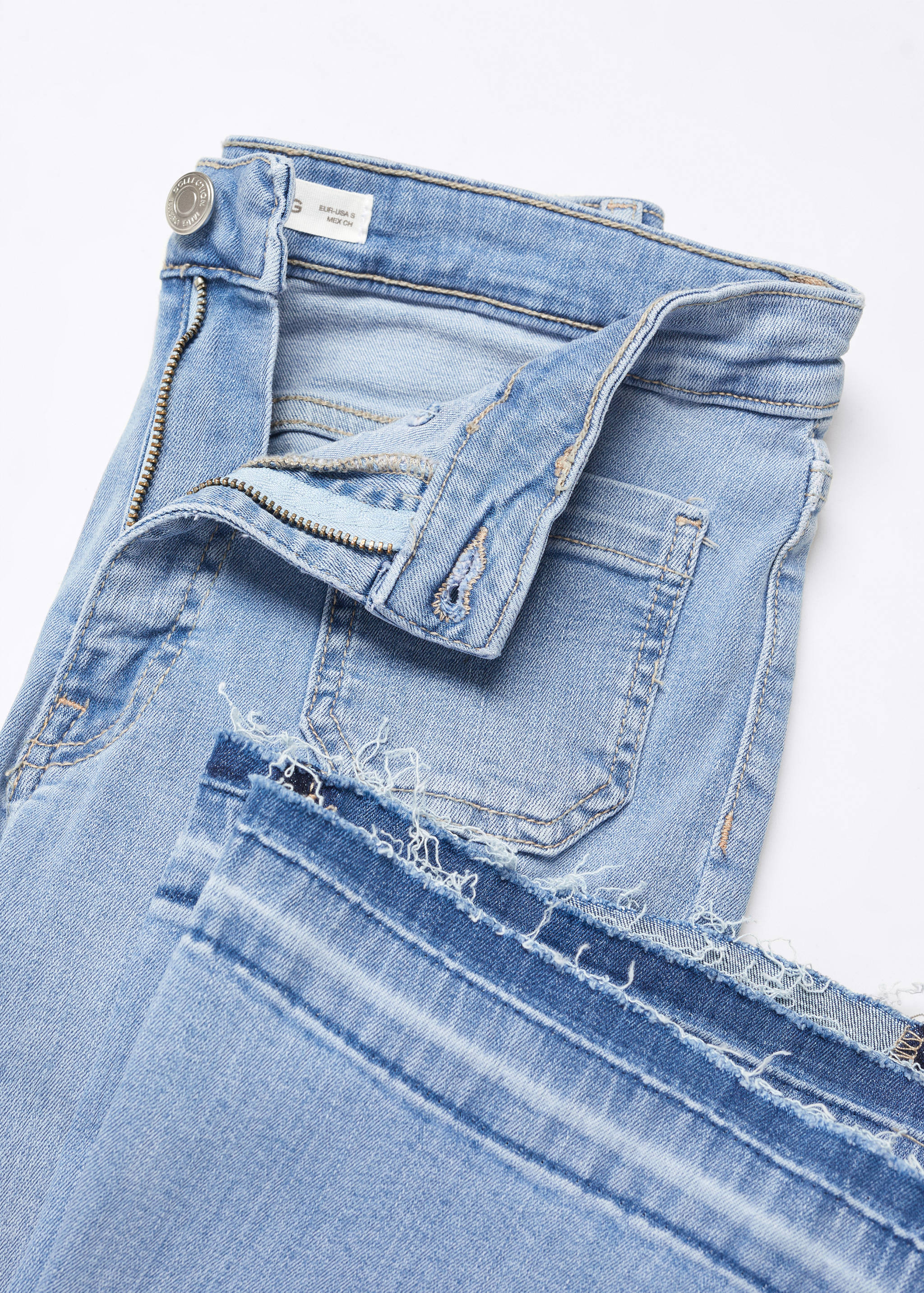 Flared Jeans mit Taschen - Detail des Artikels 8