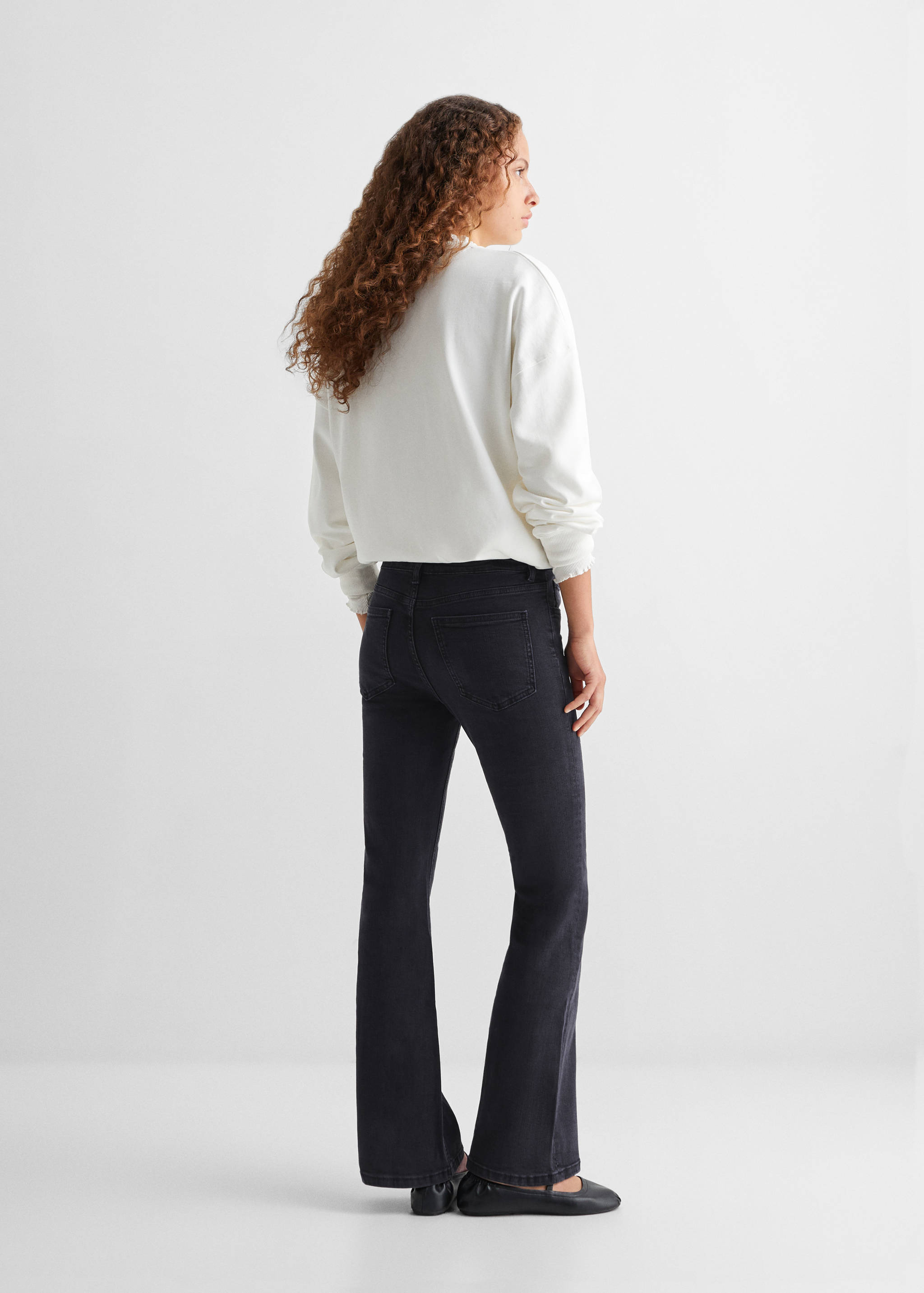 Flared jeans - Achterkant van het artikel